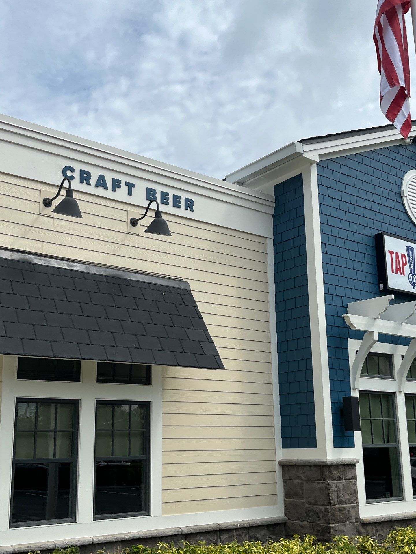 Tap House Social by SignCrafters