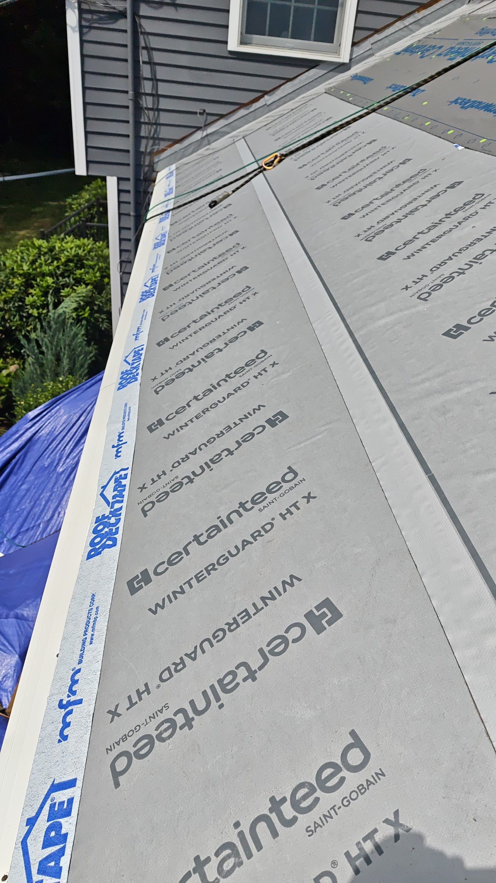 Brand new roof in Norwalk, CT "It's a DiGiorgi!" by DiGiorgi Roofing and Siding Inc