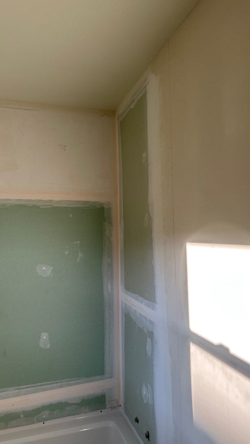 New Tub Surround  by Footprints Floors of Nashville