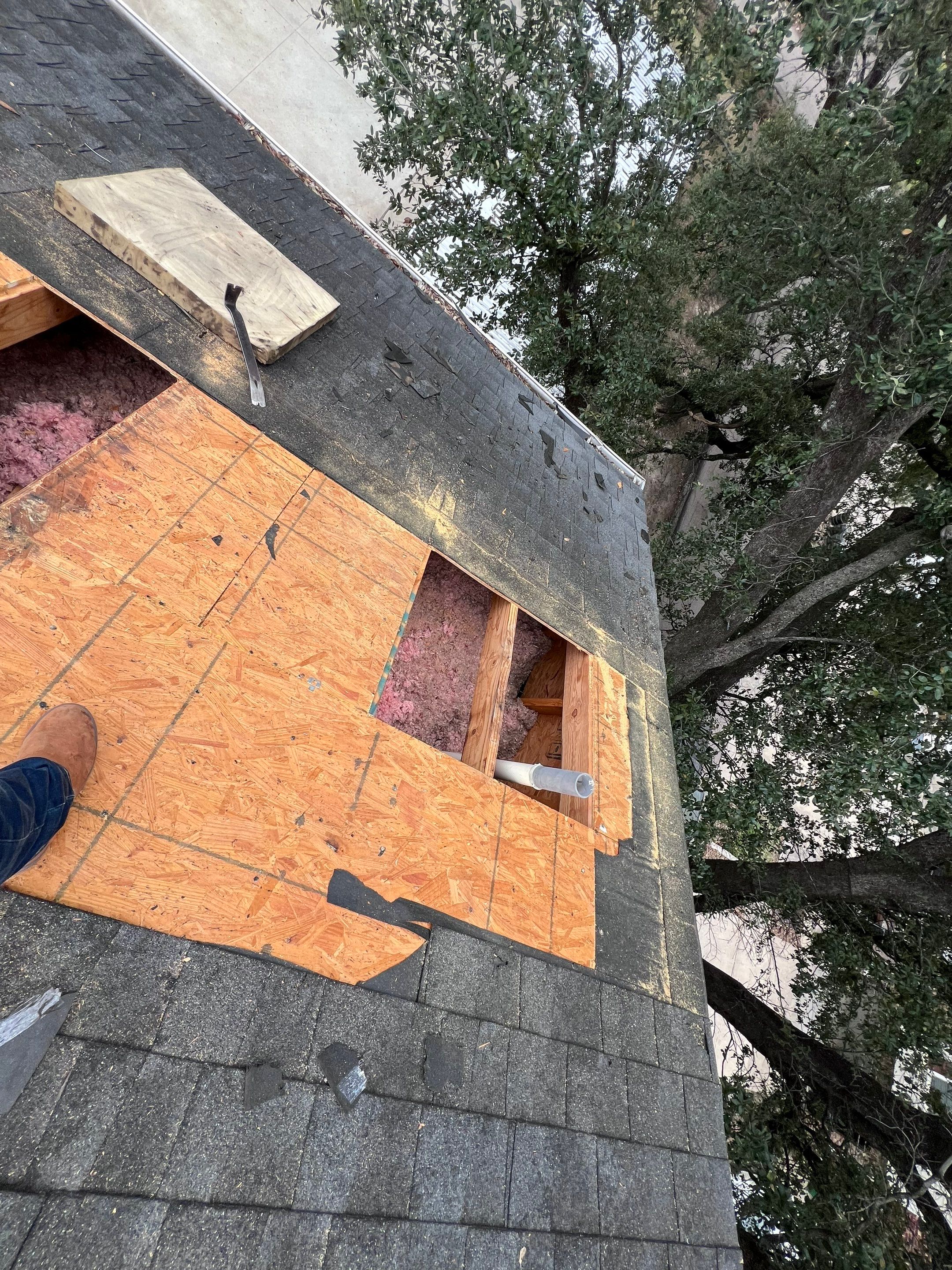 Hail Damage using Owen's Corning Duration (Lifetime) Shingles by Roof Repair Company