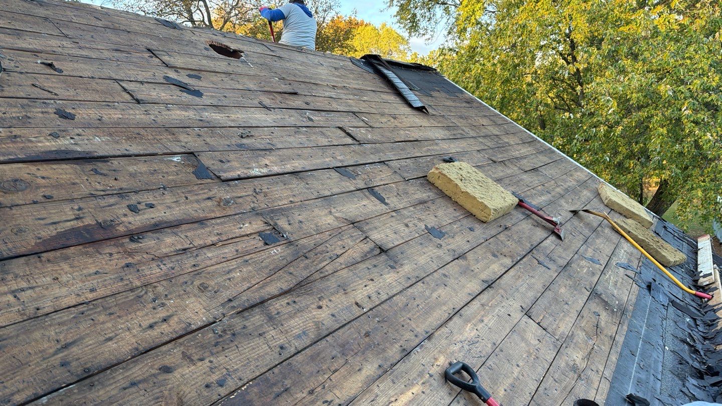 Roof Replacement using Owens Corning Brownwood by 180 Contractors