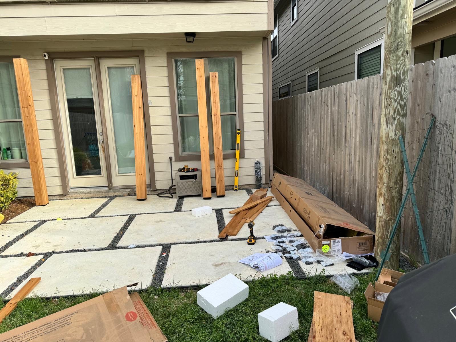 Backyard Upgrade: Professional Pergola Installation for Jennifer! ☀️🍹 by Texas Urban Elements