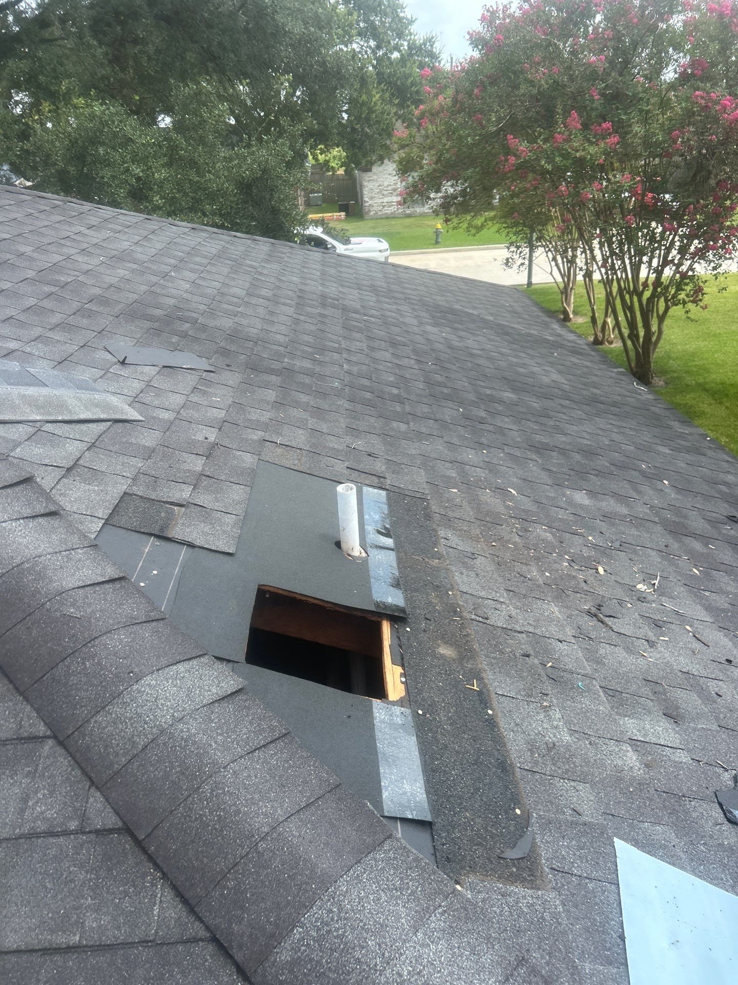 Hail Damage using Owen's Corning Duration (Lifetime) Shingles by Roof Repair Company