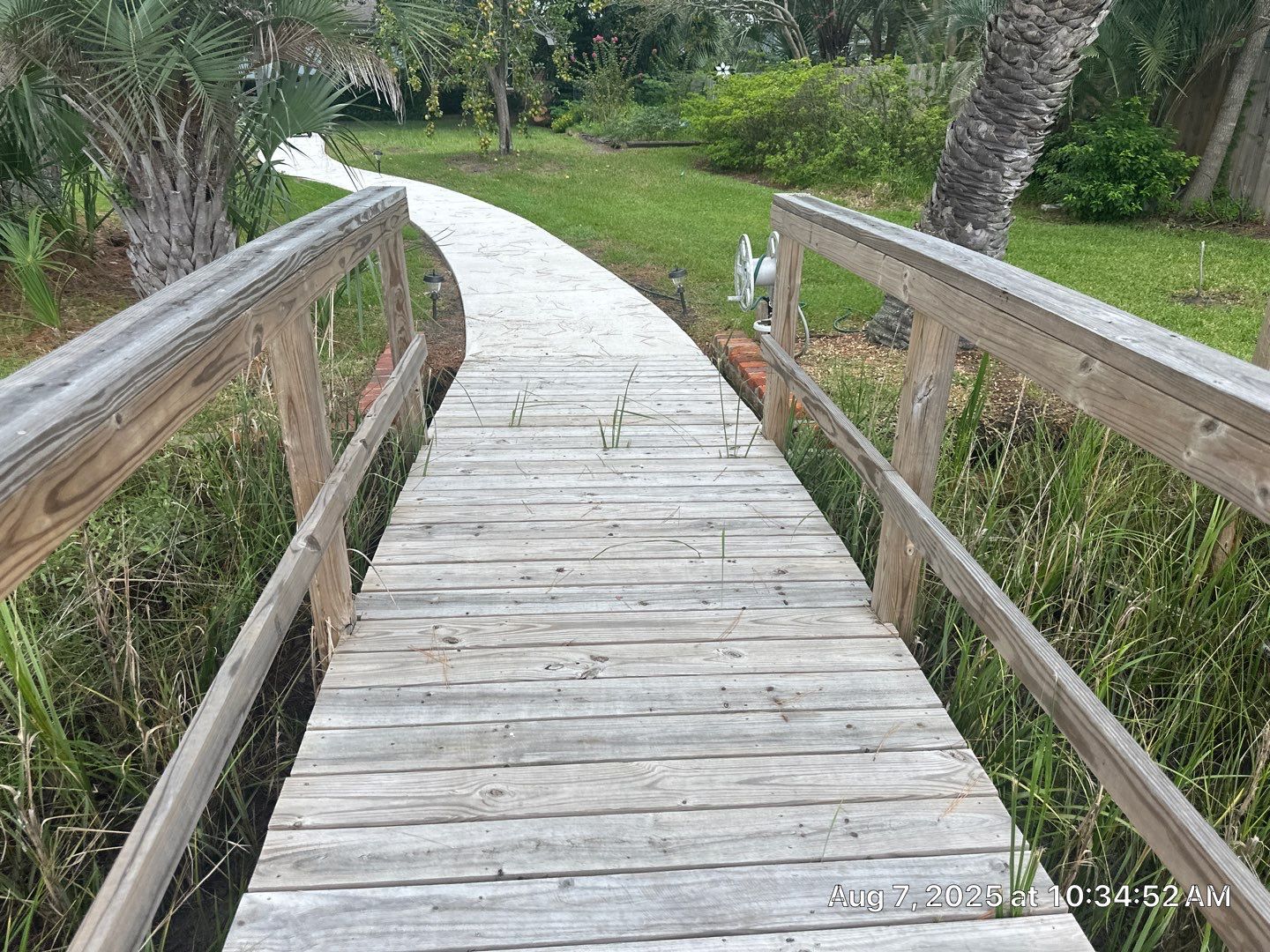 Wood Dock using Wood Sealant by DuraSeal