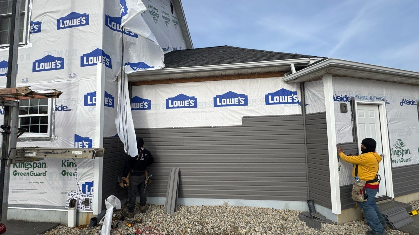 Siding Installation using Alside Coventry D4DL by Nitro Roofing and Construction