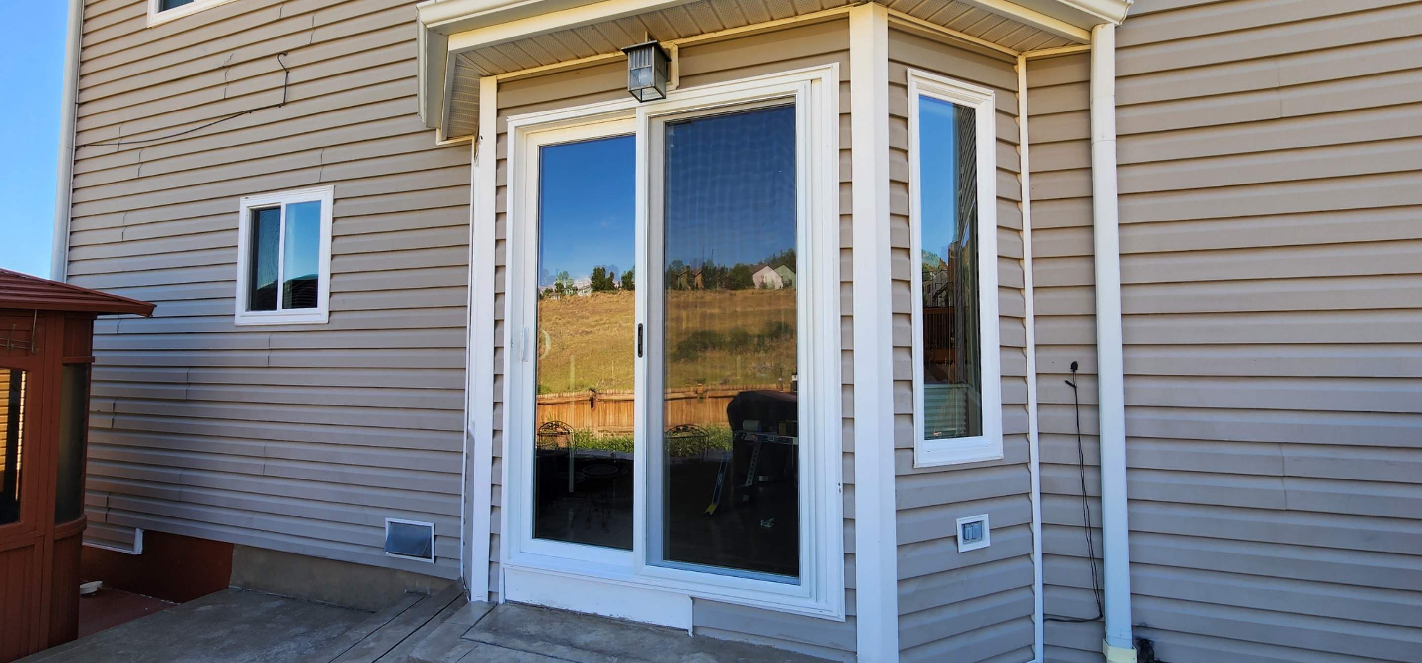 Roxbough! Upgrade that Vinyl Siding to Crane Insulated Vinyl Siding by 1st choice windows and siding