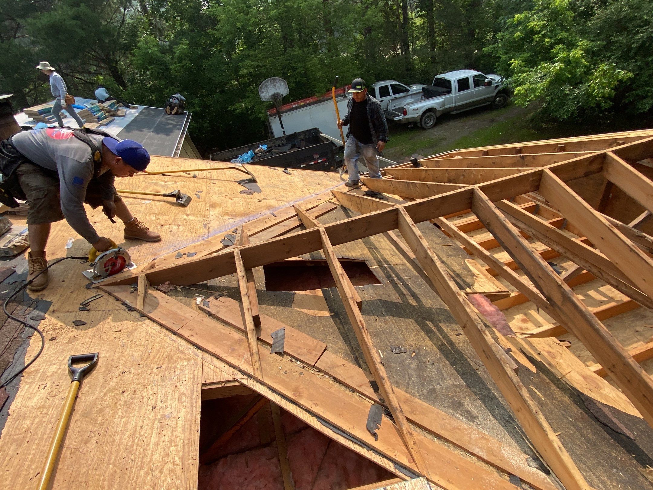 Roof Replacement using CertainTeed Landmark by 180 Contractors