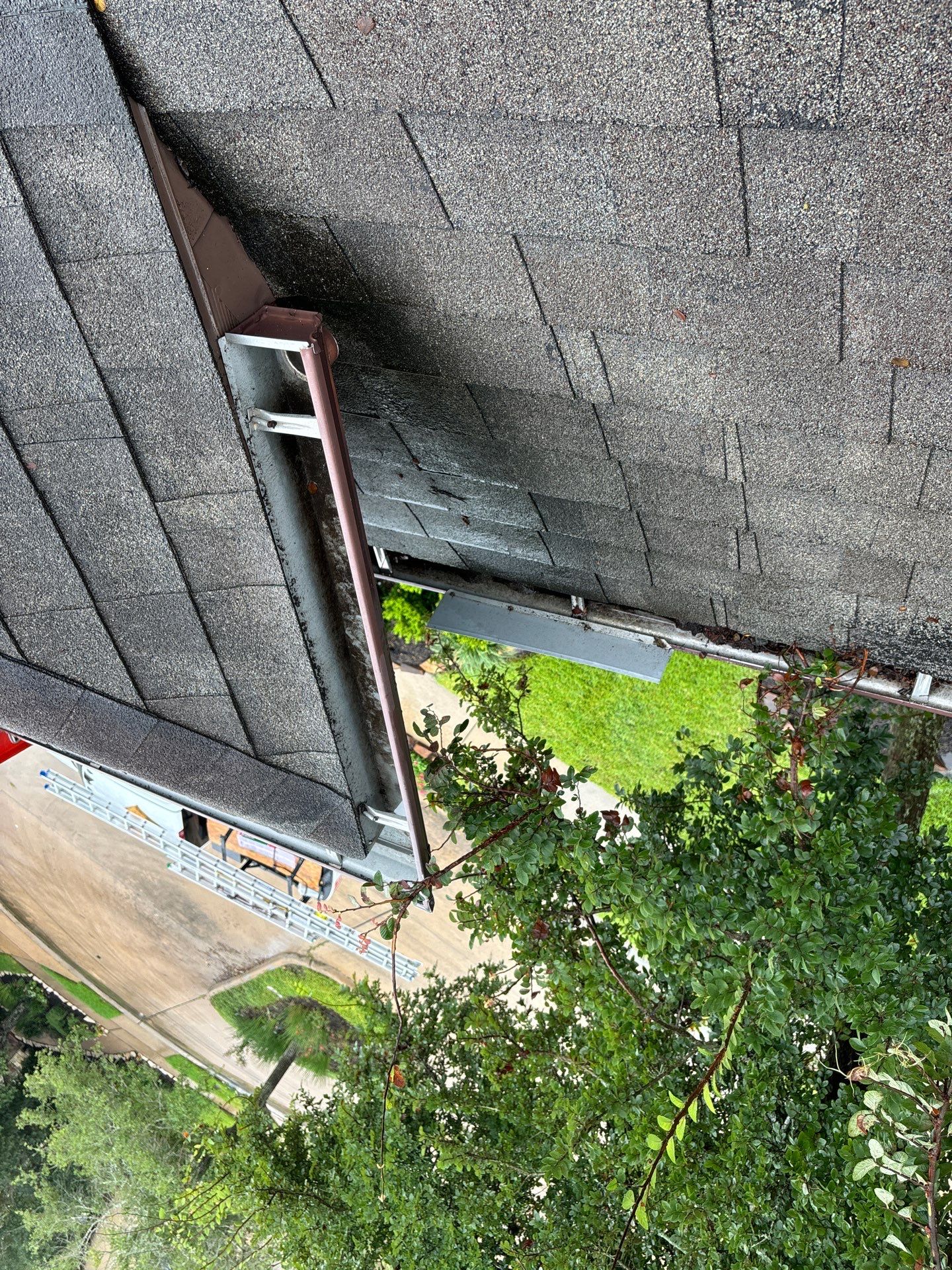 Residential Roofing Installation using Owen's Corning Duration (Lifetime) Shingles by Roof Repair Company