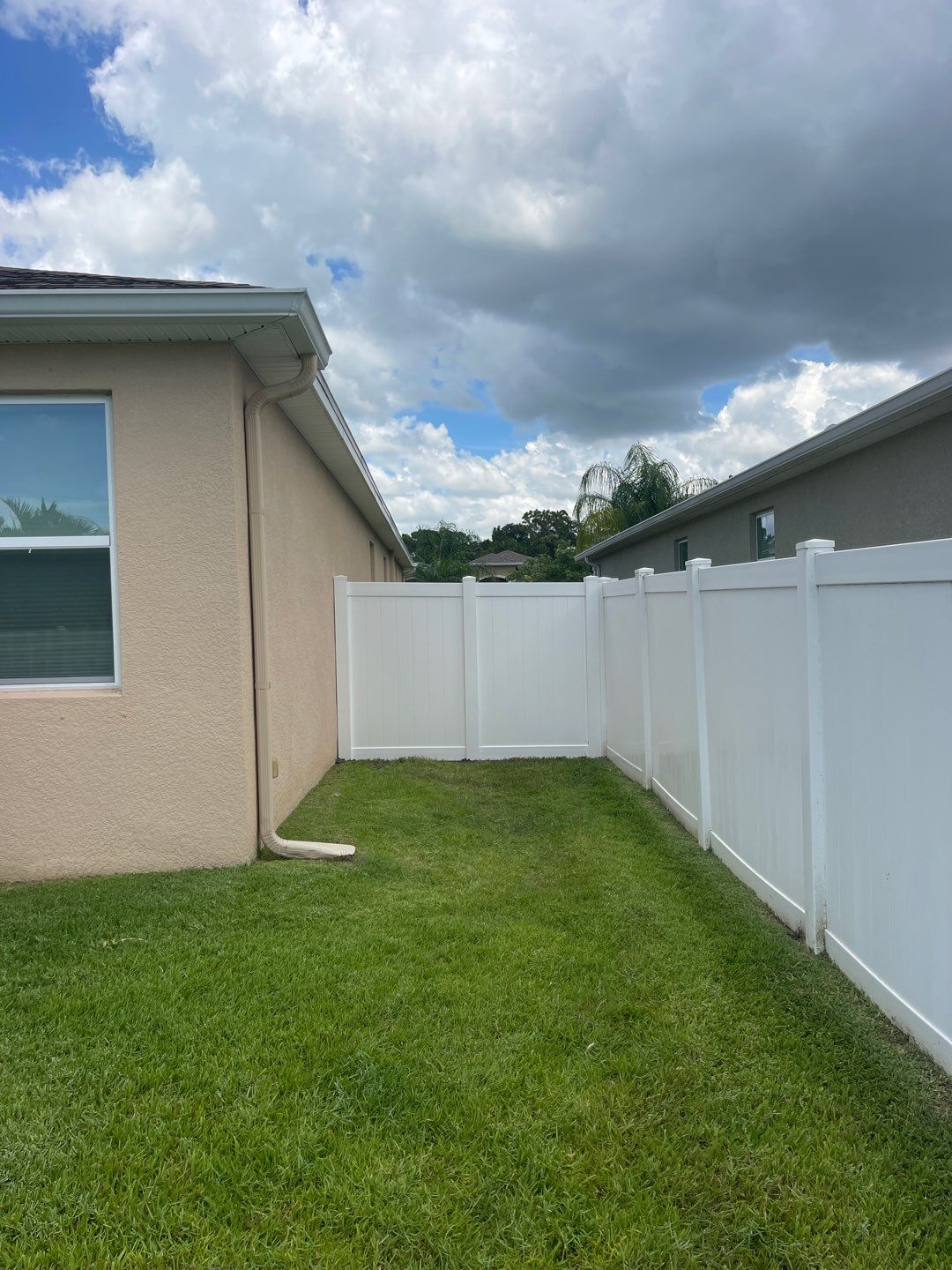 Bradenton, FL Vinyl Fence Installation using Vinyl Privacy Fence  by Asap fence and gates, LLC