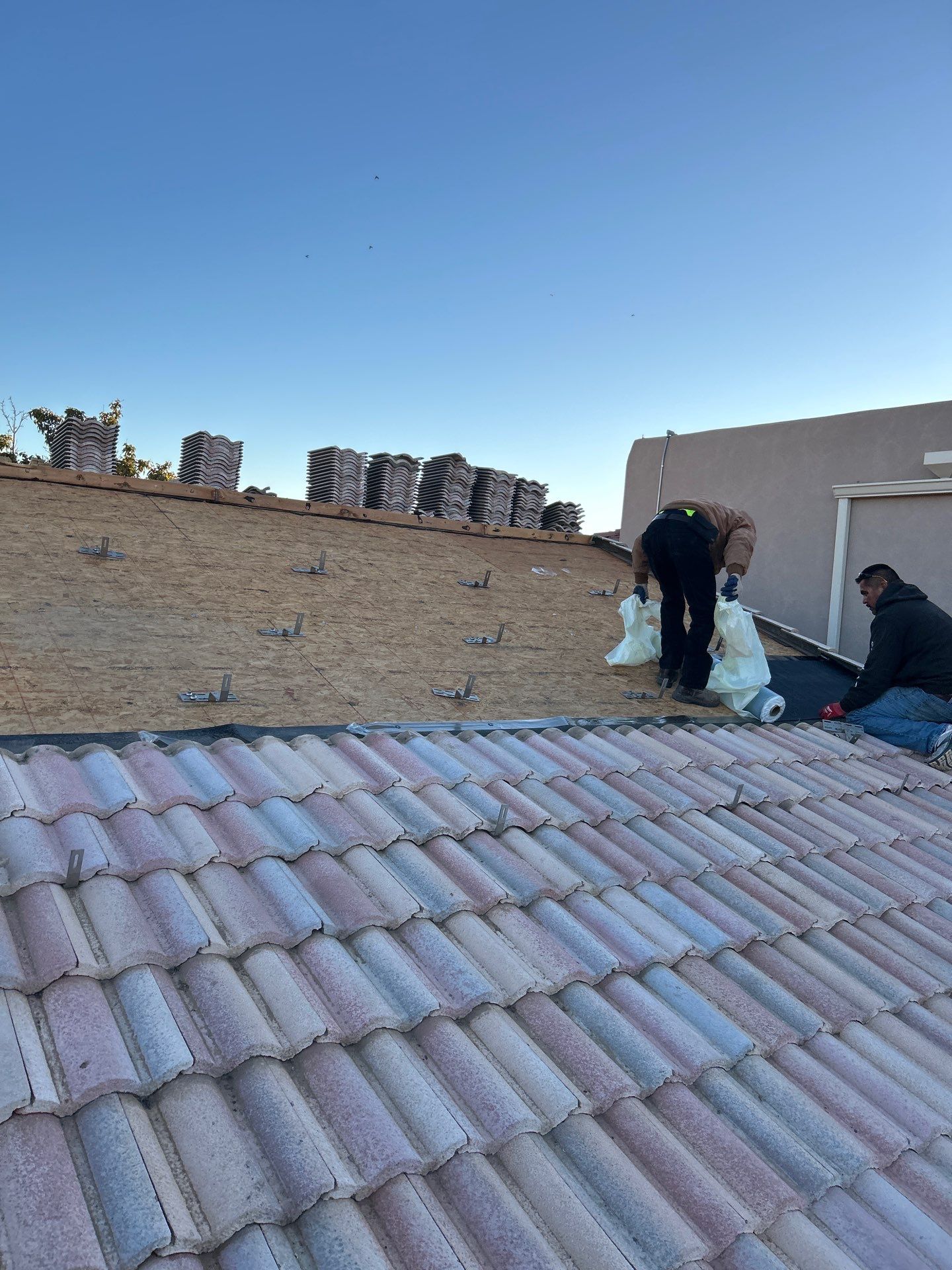 Malibu Cream Concrete Tiles by Reimagine Roofing
