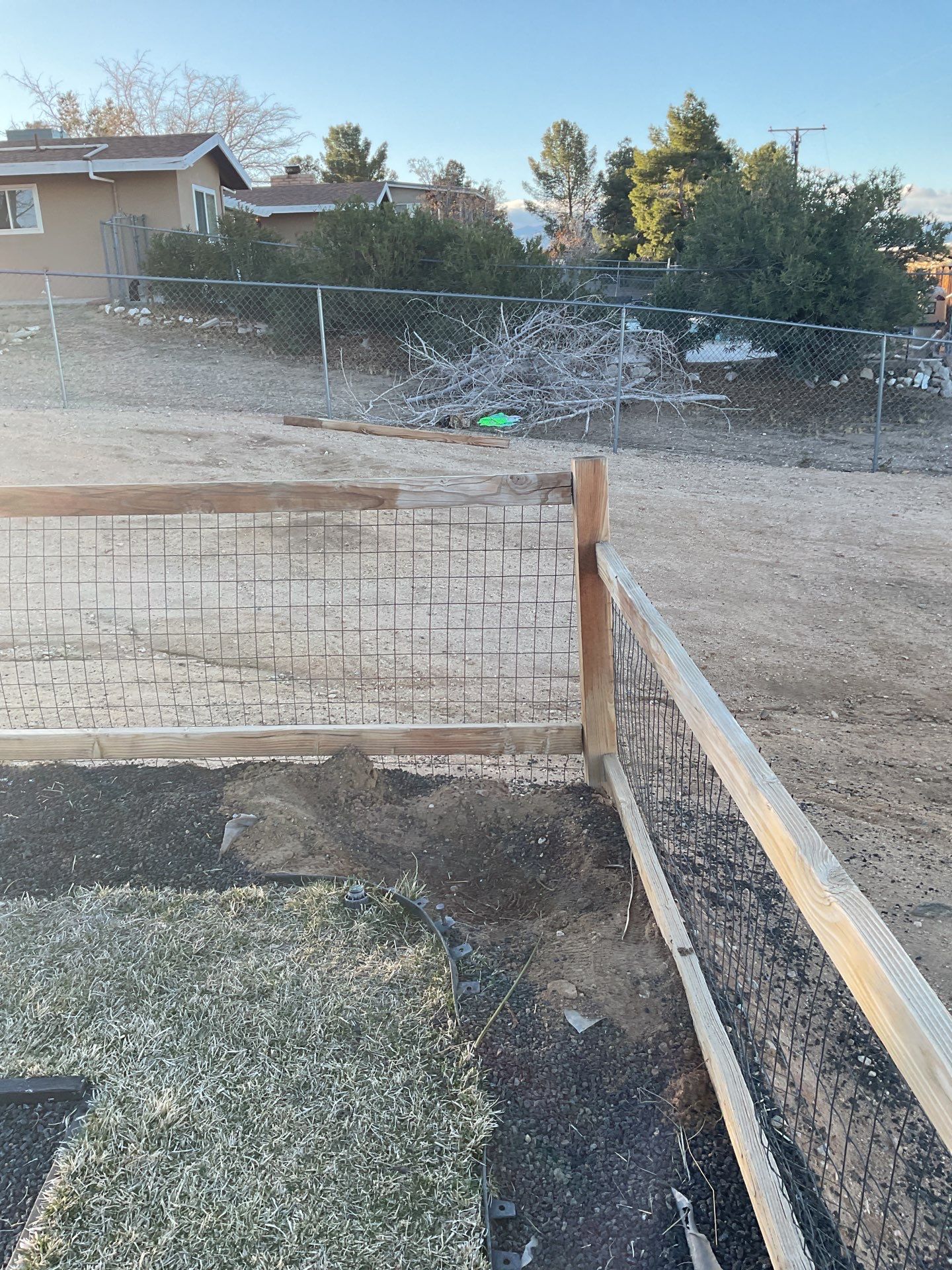 Fence Installation using Vinyl by Fence Guys Inc.