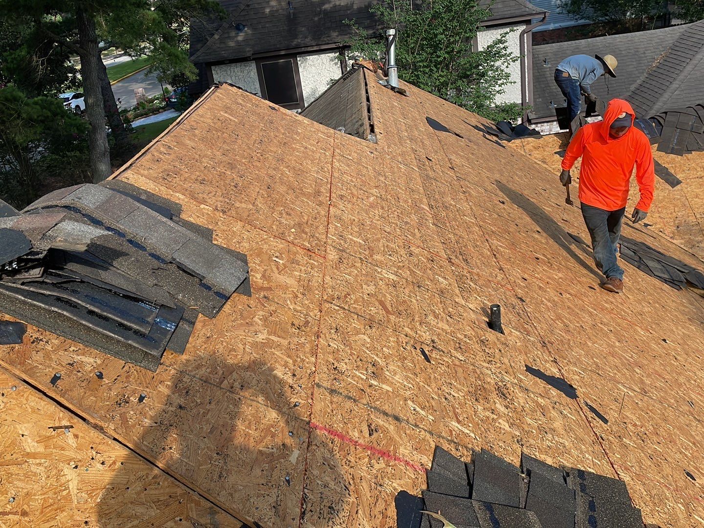 Residential Roofing Installation using Owen's Corning Duration (Lifetime) Shingles by Roof Repair Company