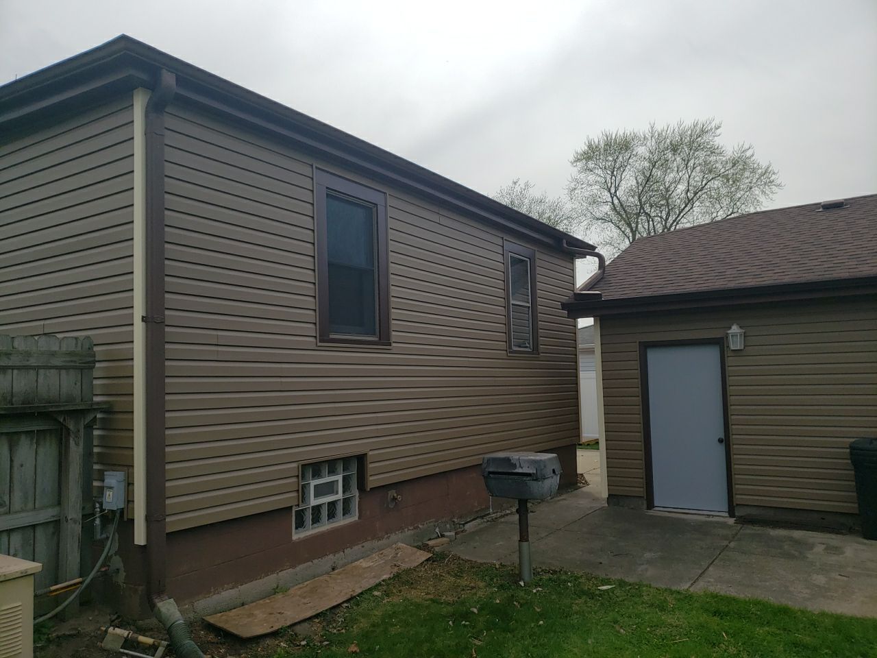 Wood To Vinyl Siding Replacement by Kraz Construction