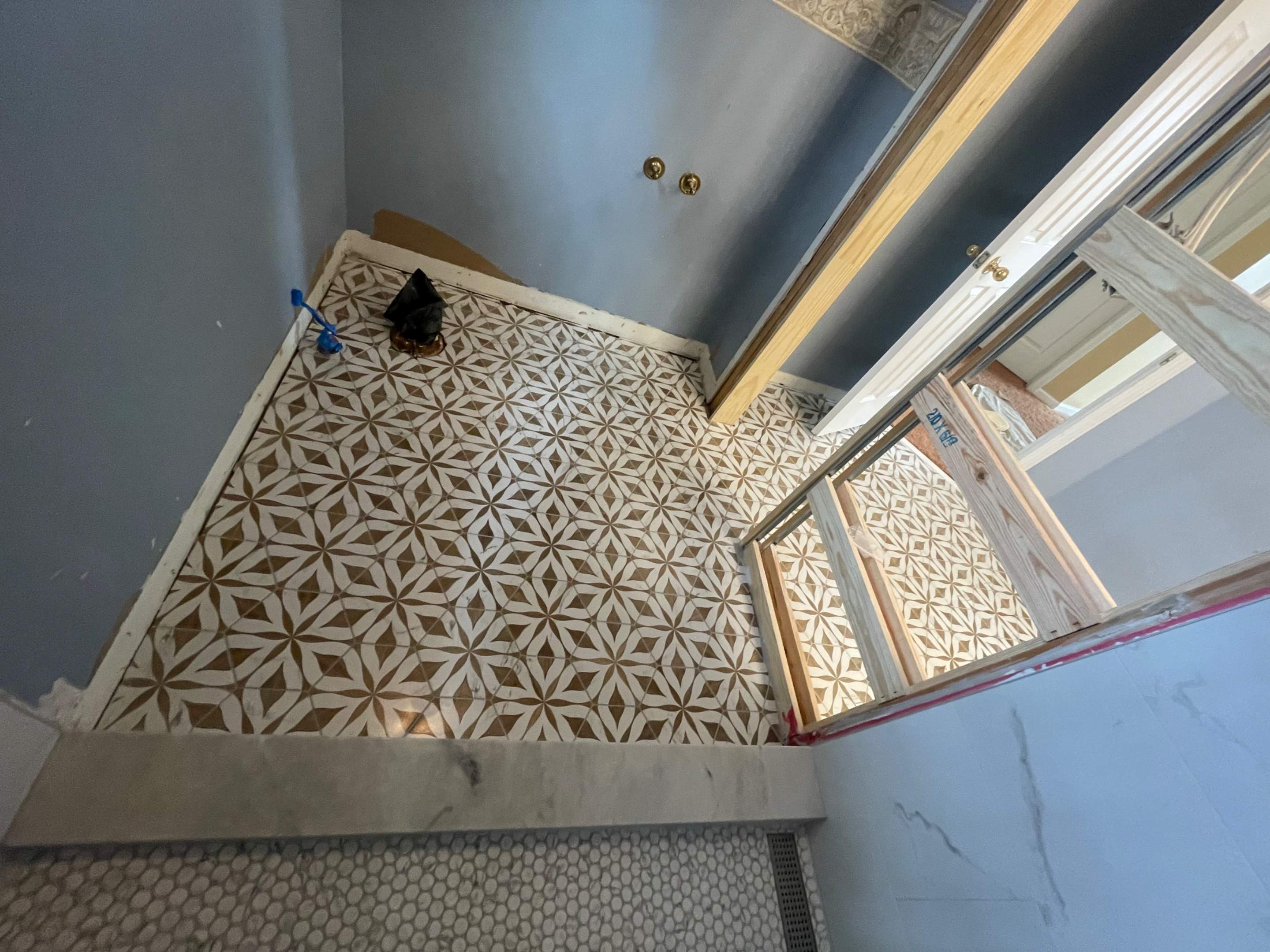 Hall bathroom renovation by Prudencio