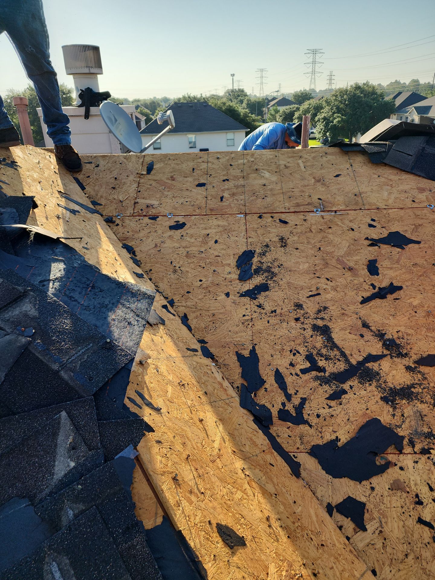 Residential Roofing Installation using Owen's Corning Duration (Lifetime) Shingles by Roof Repair Company
