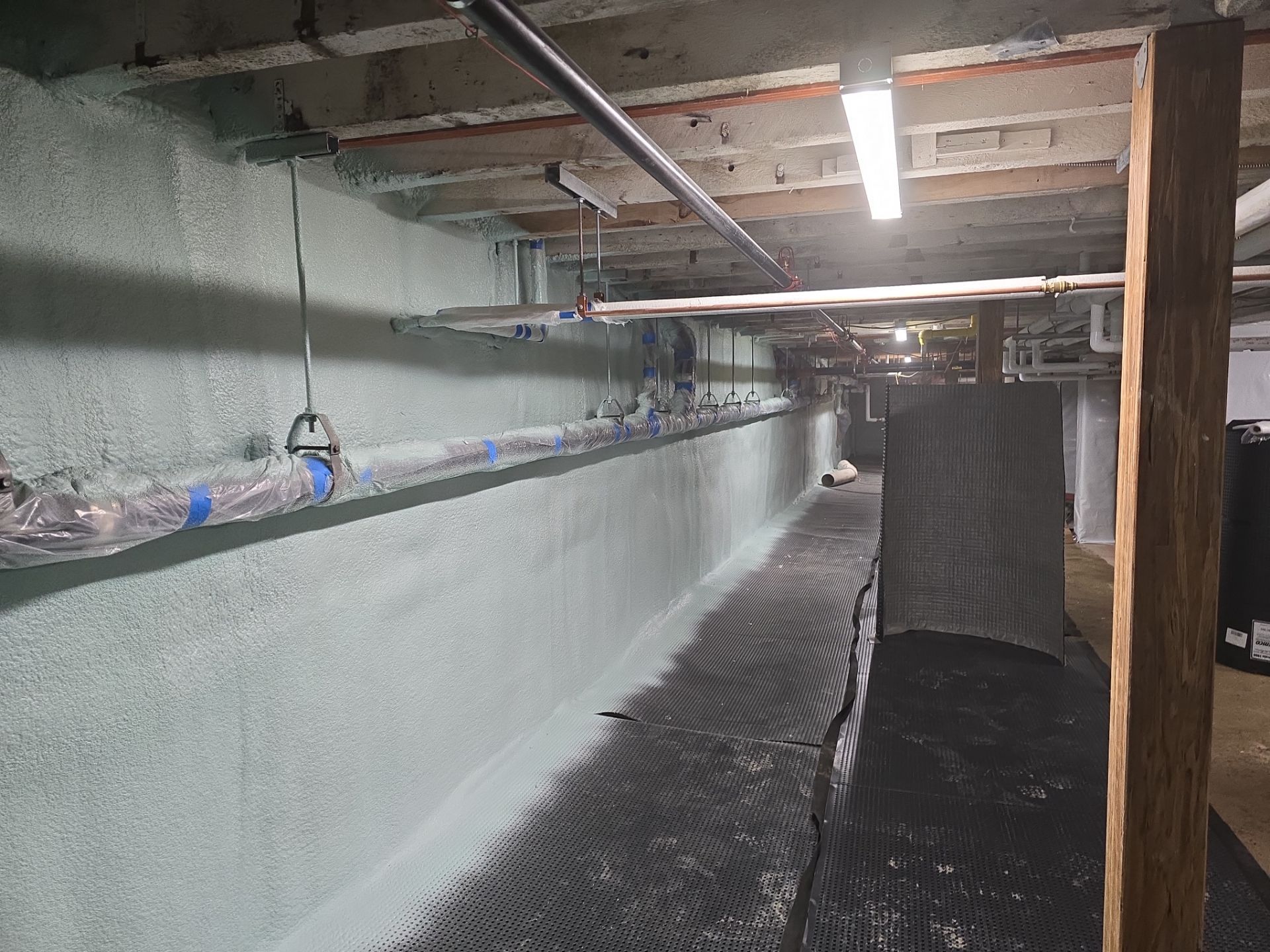 Crawl Space Encapsulation using Closed Cell Spray Foam by NYS Foam & Energy