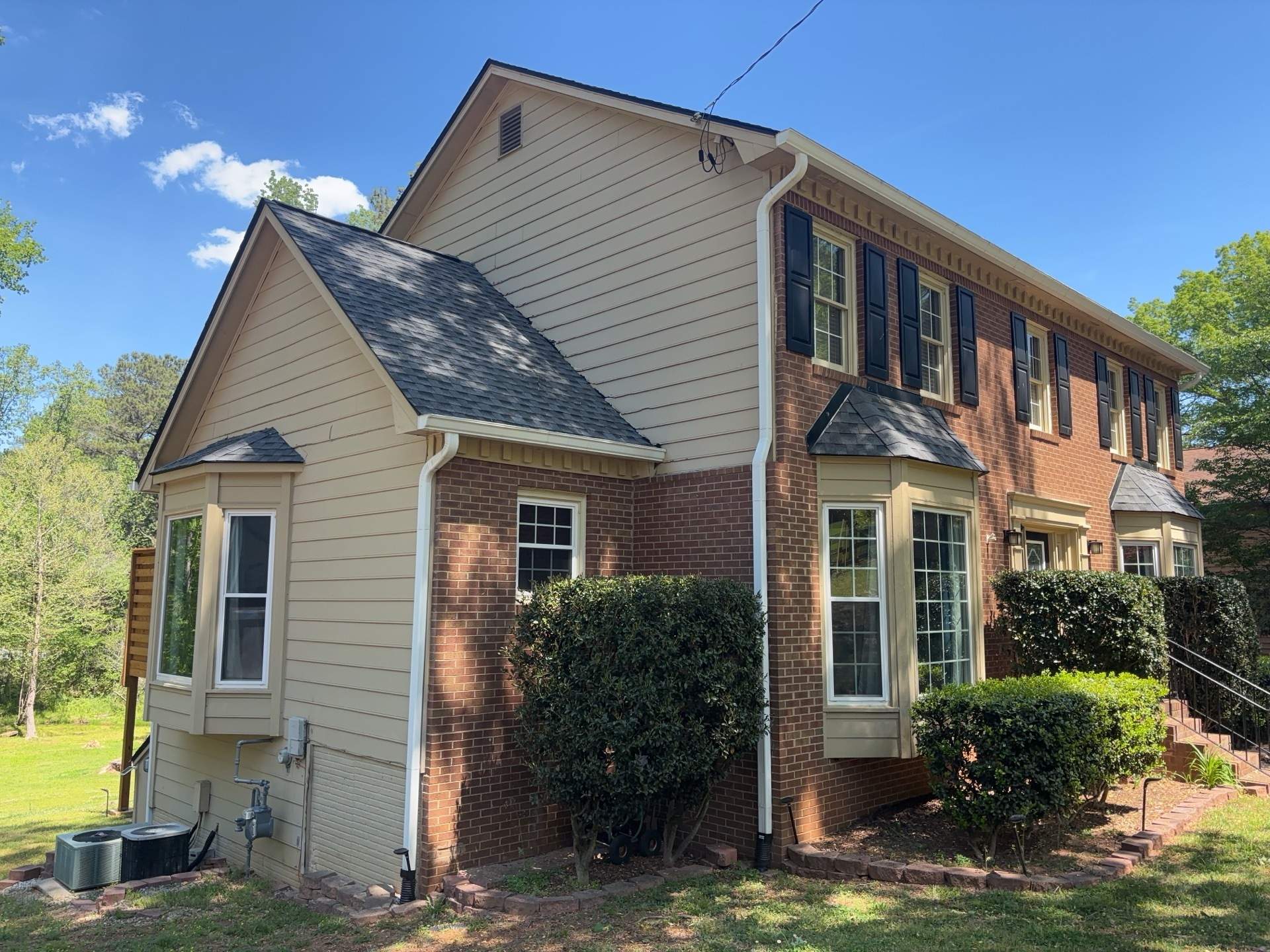 Siding Replacement and Exterior Painting using James Hardie Lap Siding and Sherwin Williams Paint by Nelson Exteriors 