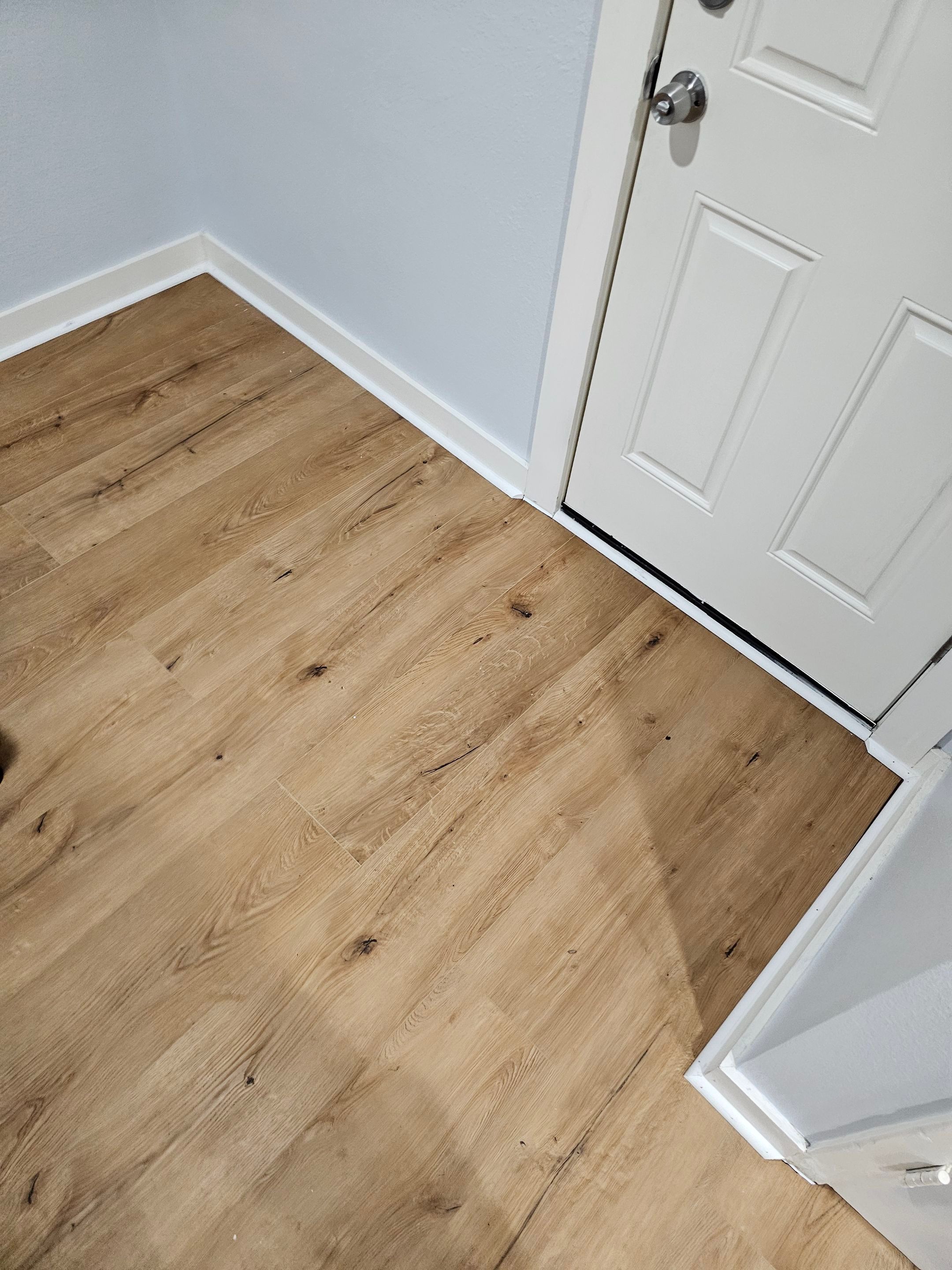 Laminate floor & fence by EL-GC LLC 