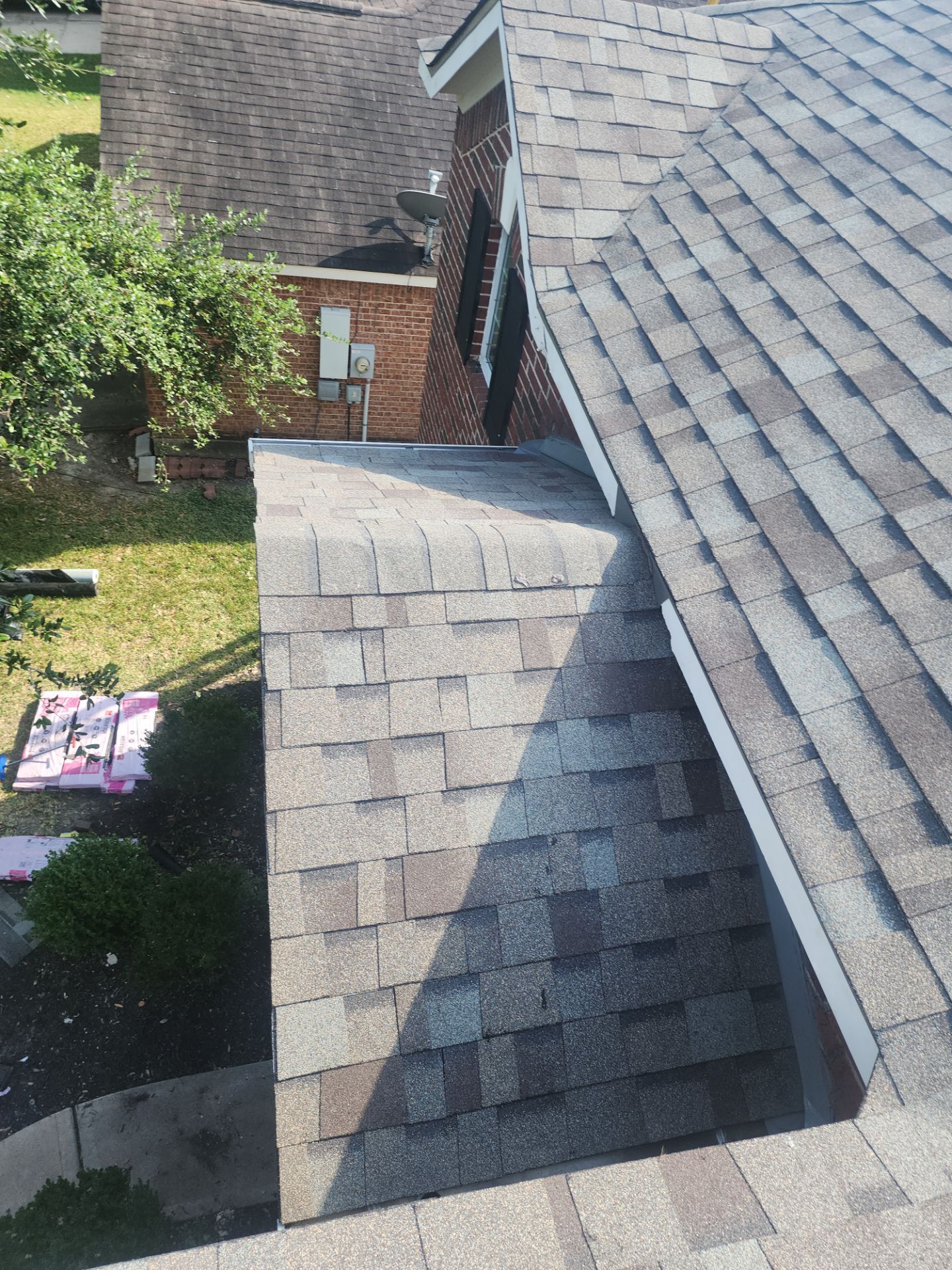 Residential Roofing Installation using Owen's Corning Duration (Lifetime) Shingles by Roof Repair Company