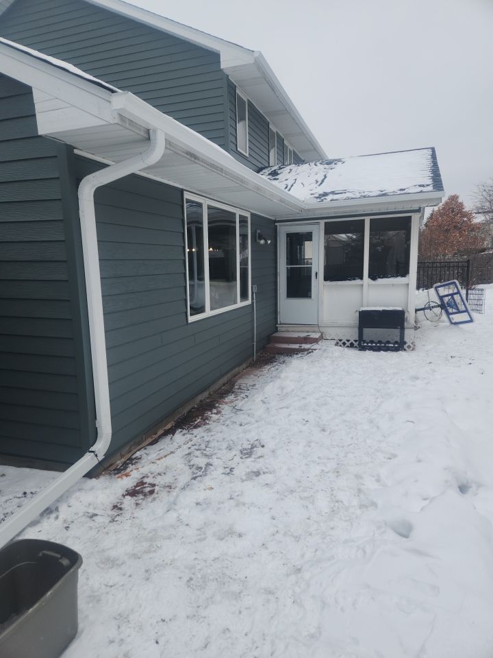 5" White Gutters in St. Paul by Next Level Seamless Gutters / Exteriors Inc.