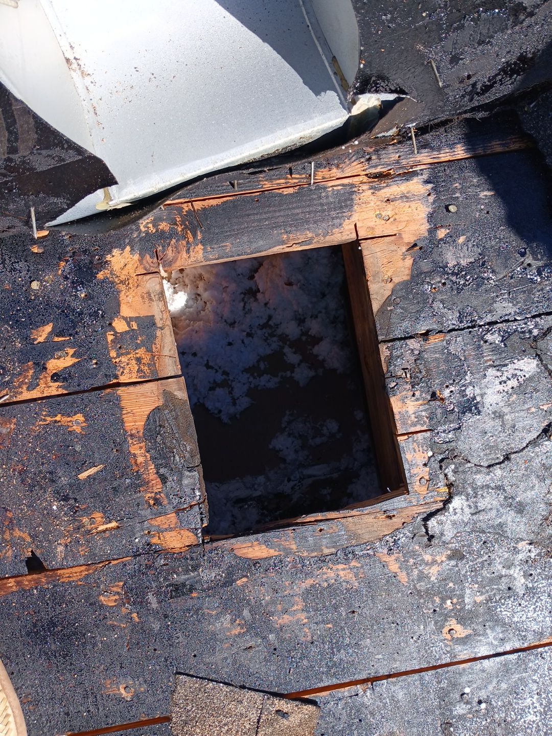Project in St. Petersburg 33710 by Mitchell Roofing Company LLC