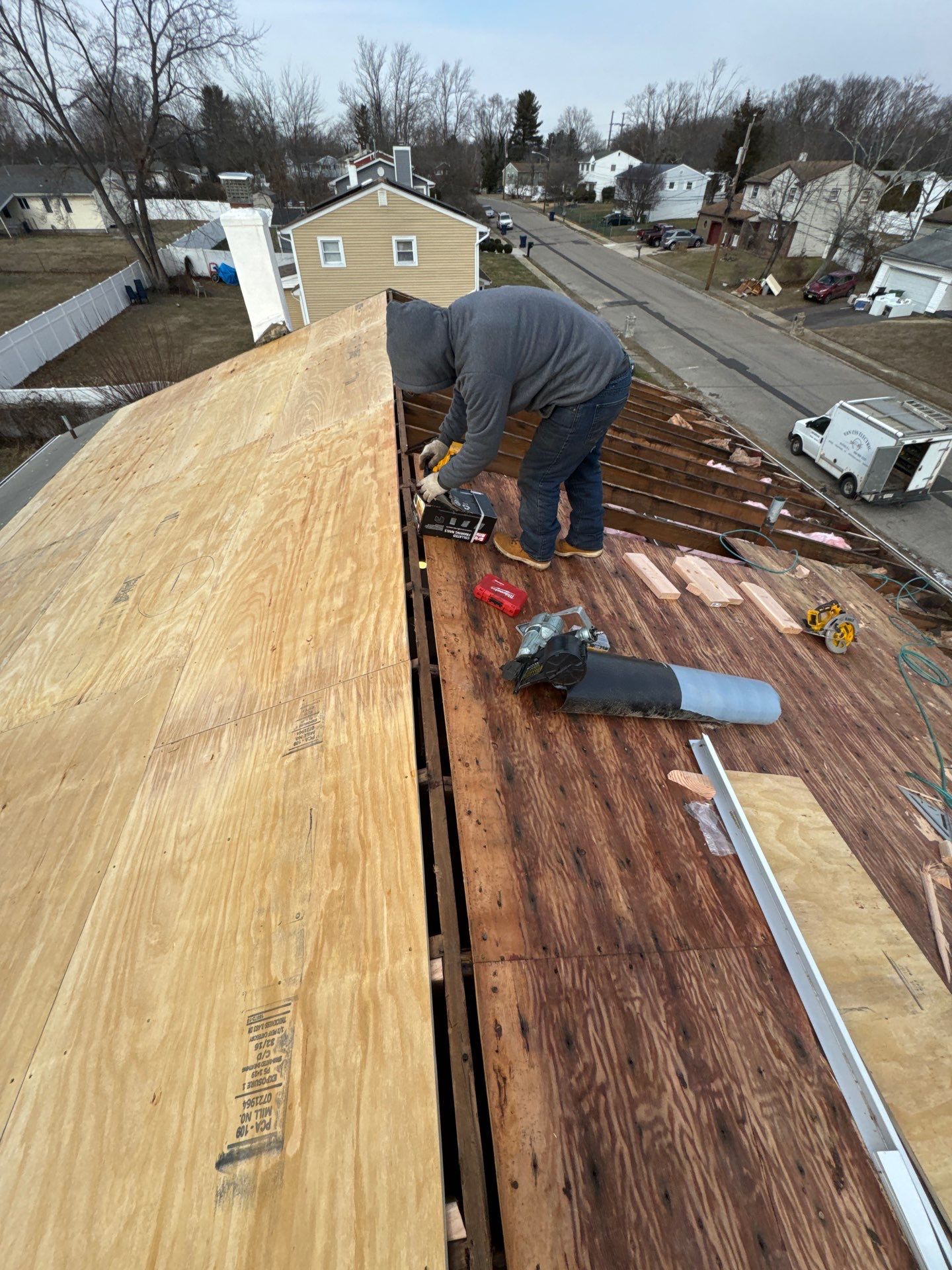 Weathered Wood Shingles by Reimagine Roofing