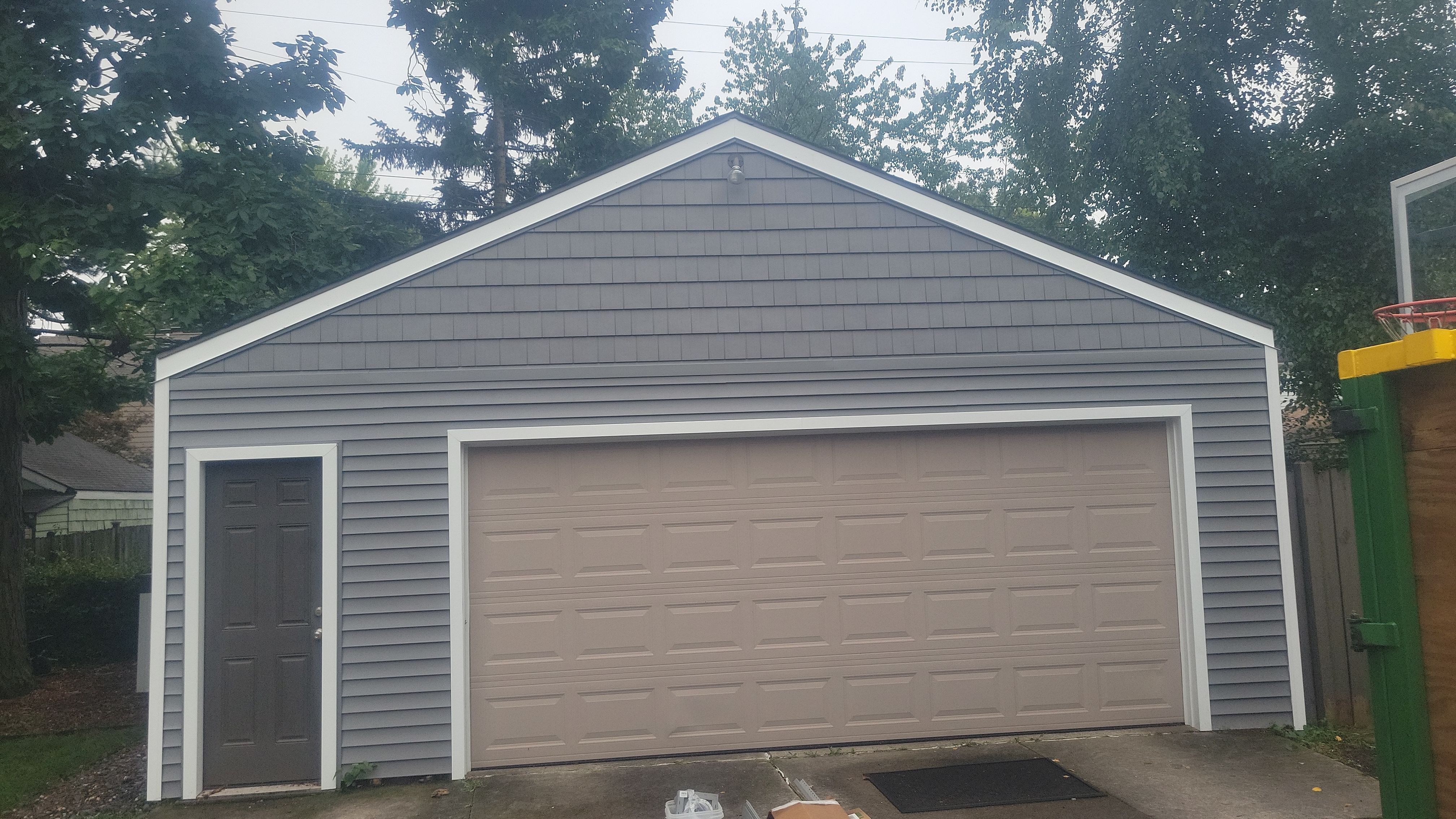 Siding Replacement using CertainTeed Restoration Classis D4 by 180 Contractors