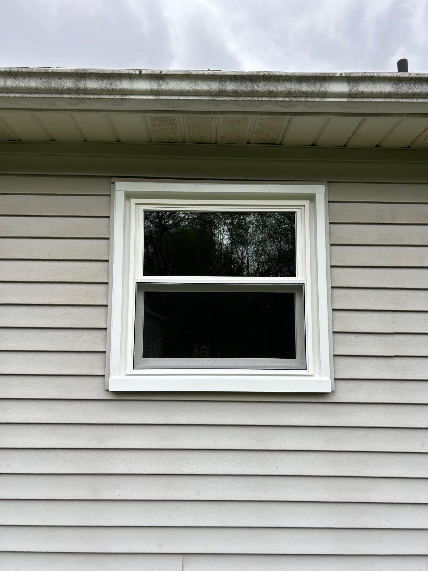 Vinyl Window Replacement and Bay Window Installation in Wadsworth by Ohio State Windows
