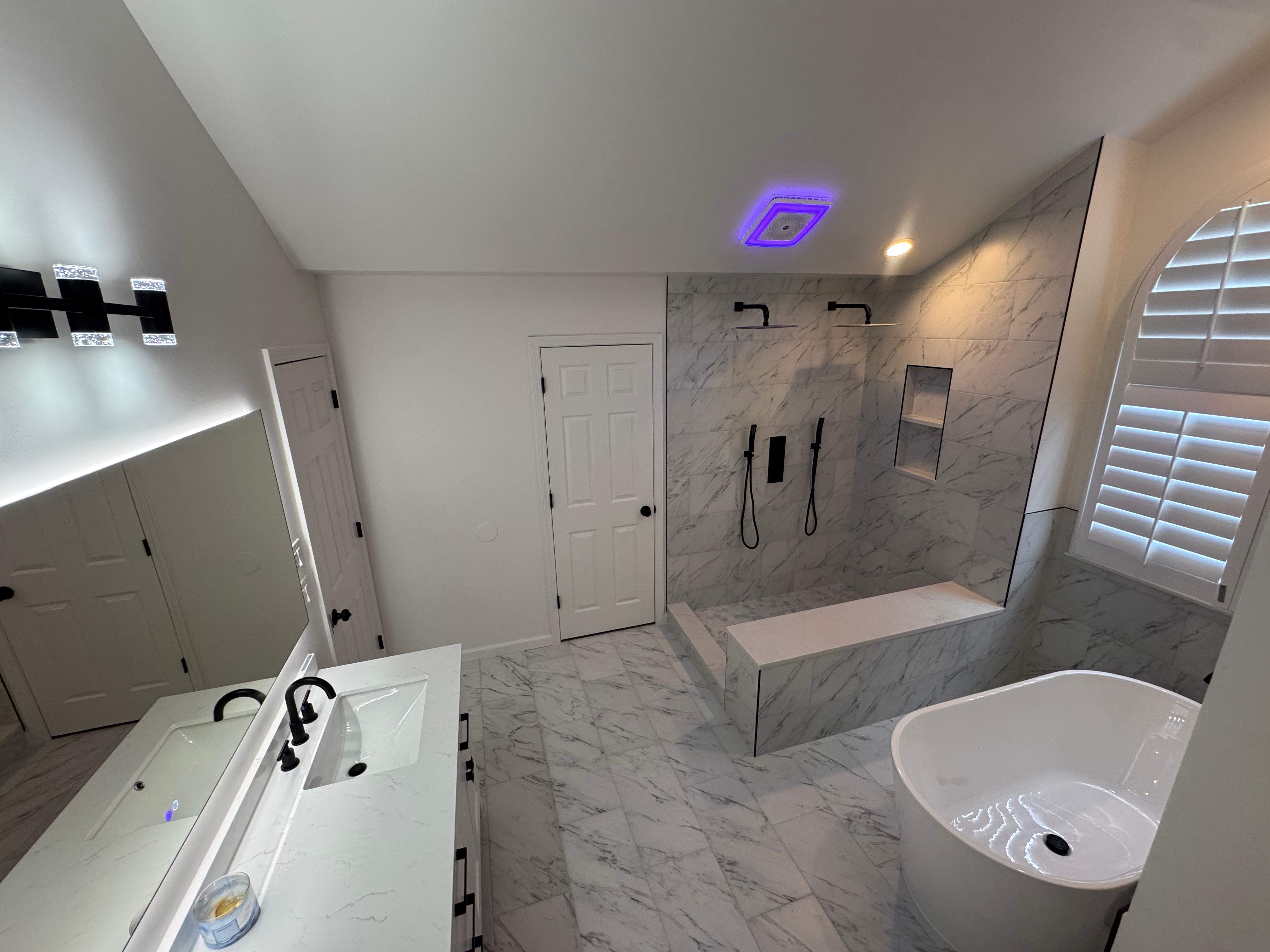 Master bathroom renovation by Prudencio