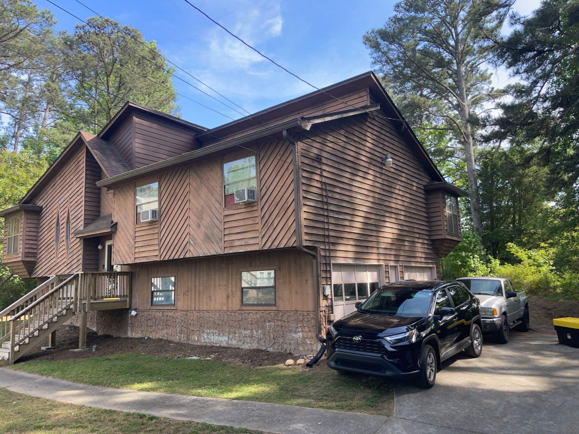 Snellville,GA Siding Replacement and Multi-Colored Exterior Painting by Nelson Exteriors