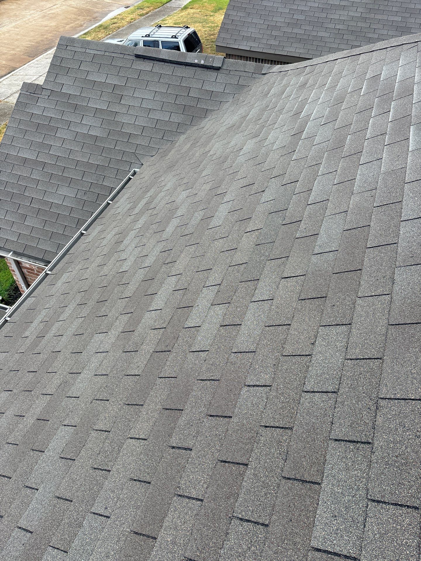 Hail Damage using Owen's Corning Duration (Lifetime) Shingles by Roof Repair Company
