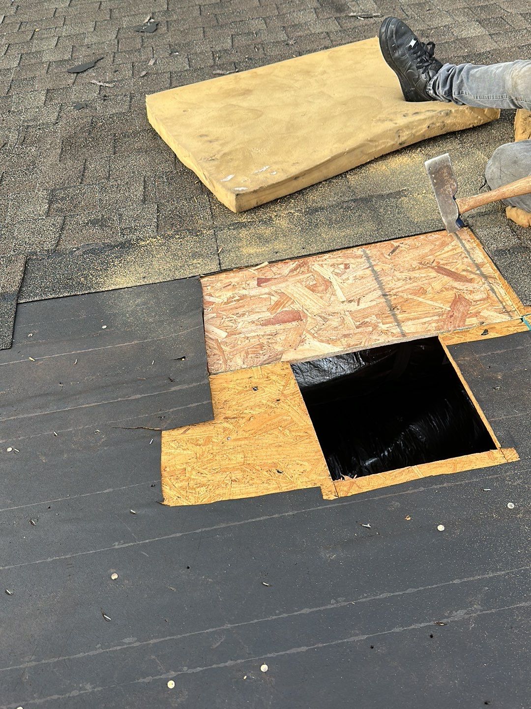 Hail Damage using Owen's Corning Duration (Lifetime) Shingles by Roof Repair Company