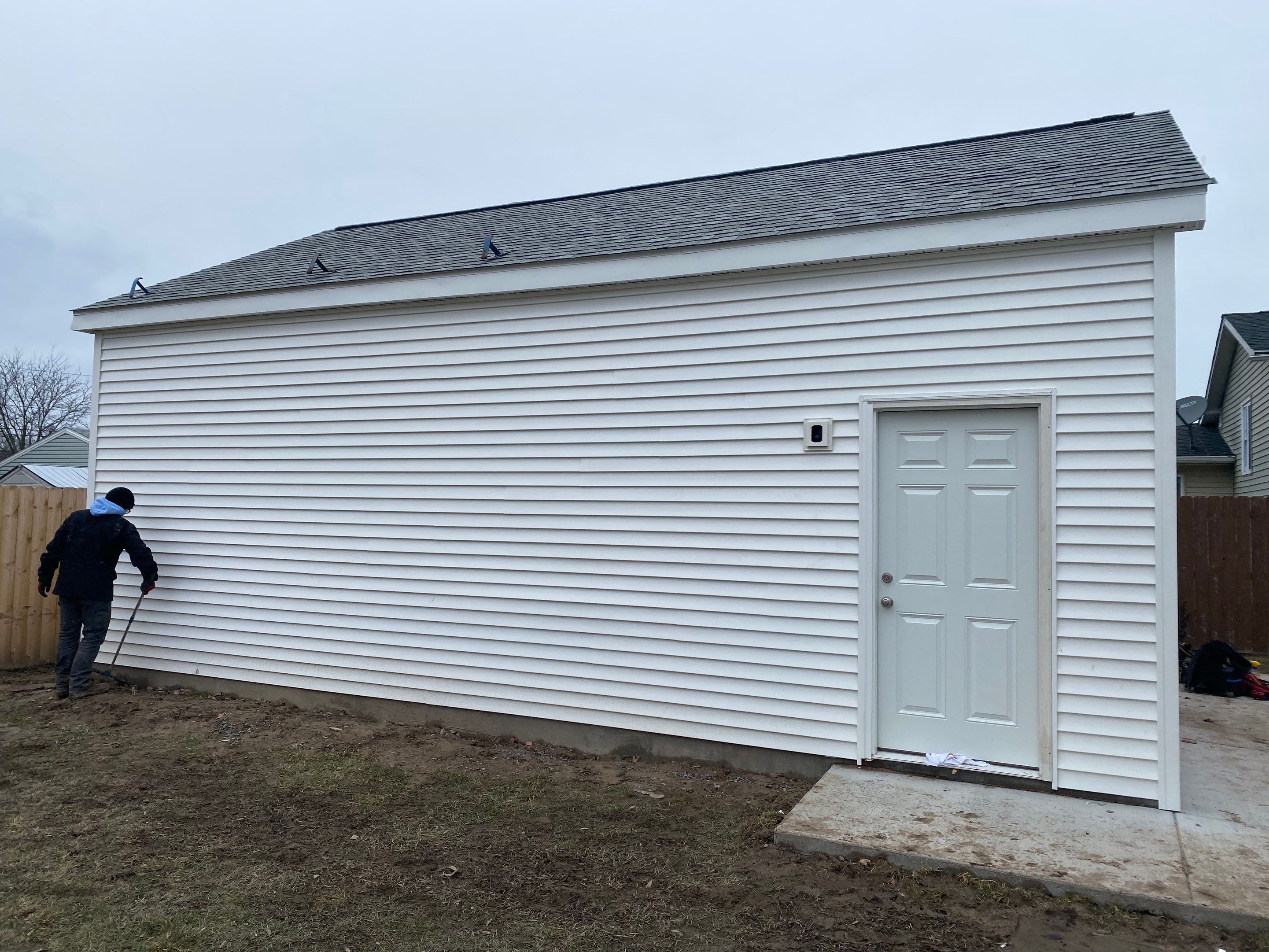 Garage by Ivy Lea Construction