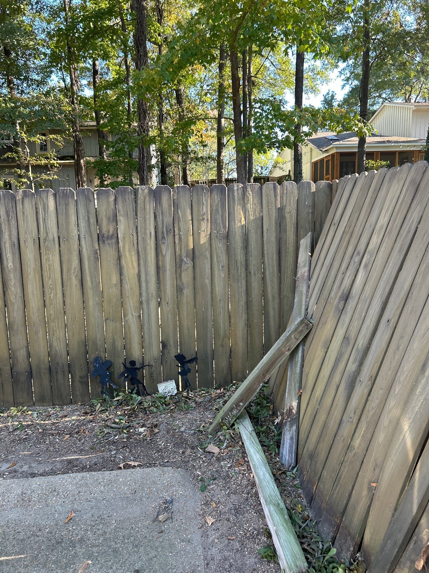 6' Cedar Privacy Fence with 4x4  by Roberson Construction LLC
