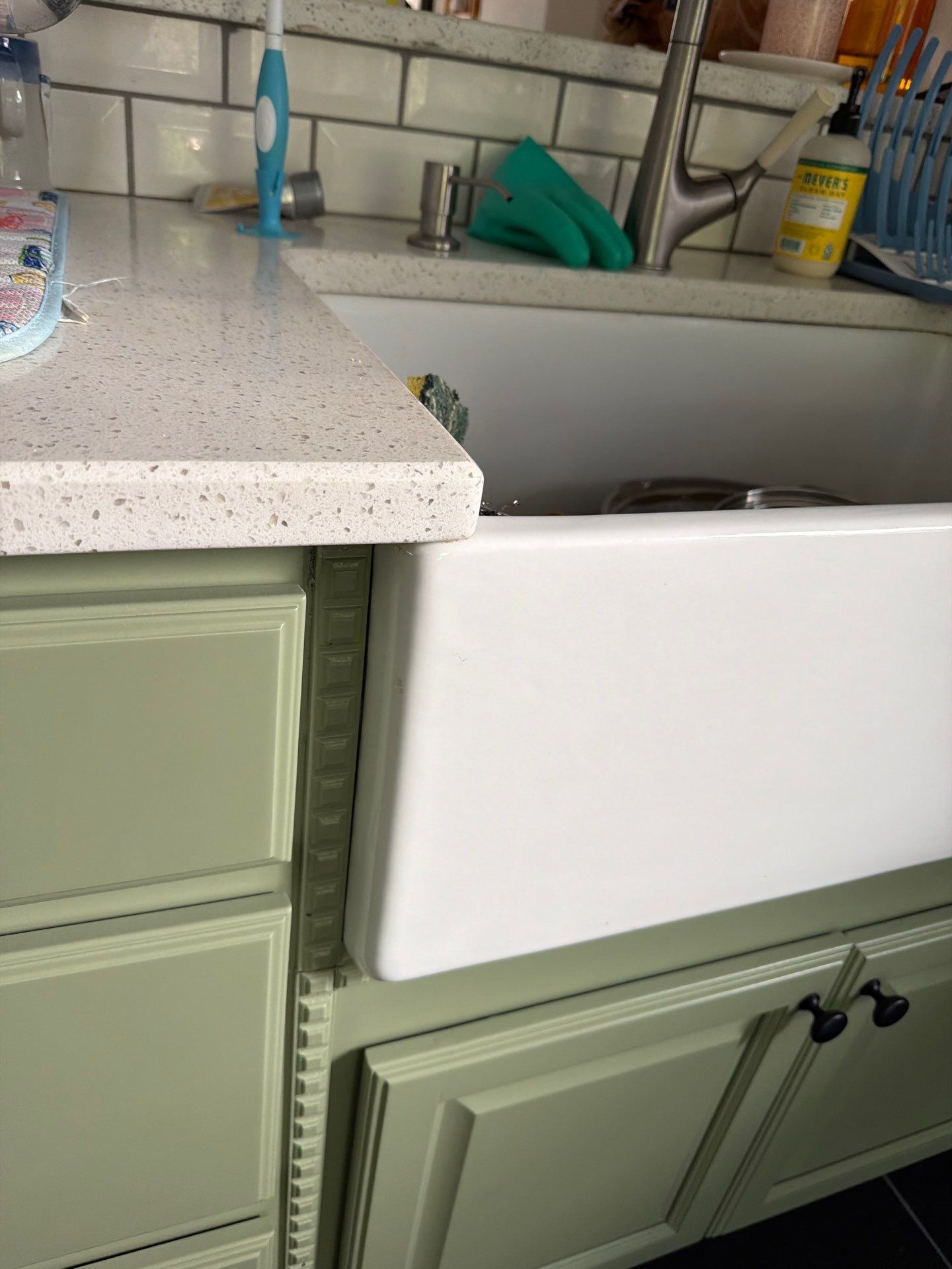 Bold Cabinet Upgrade with a Clean, Modern Finish in Fishtown ✨ by Groovy Hues