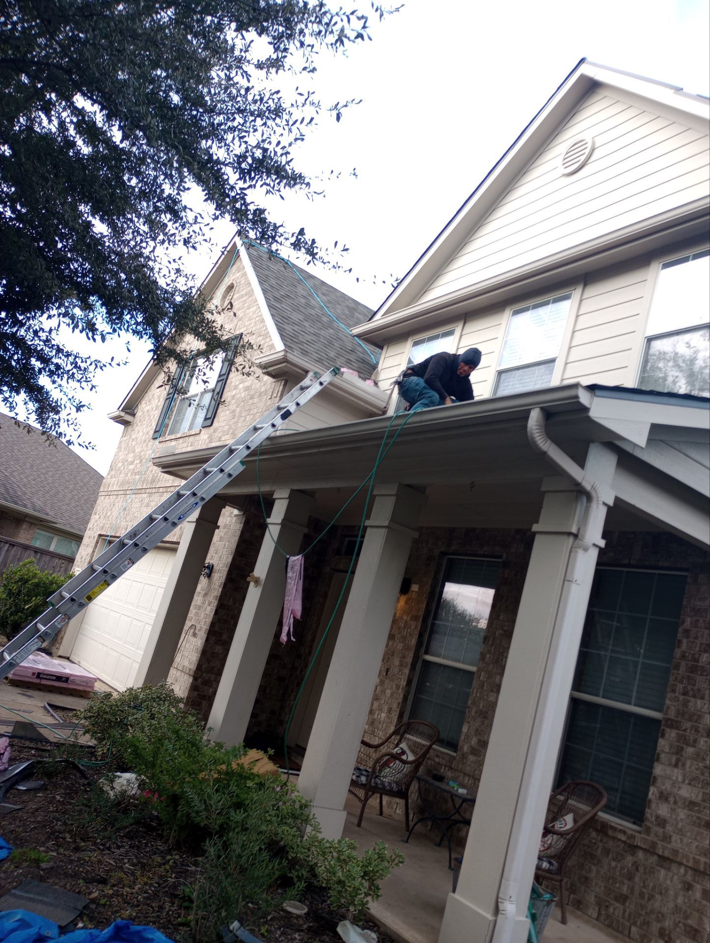 Residential Roofing Installation using Owen's Corning Duration (Lifetime) Shingles by Roof Repair Company