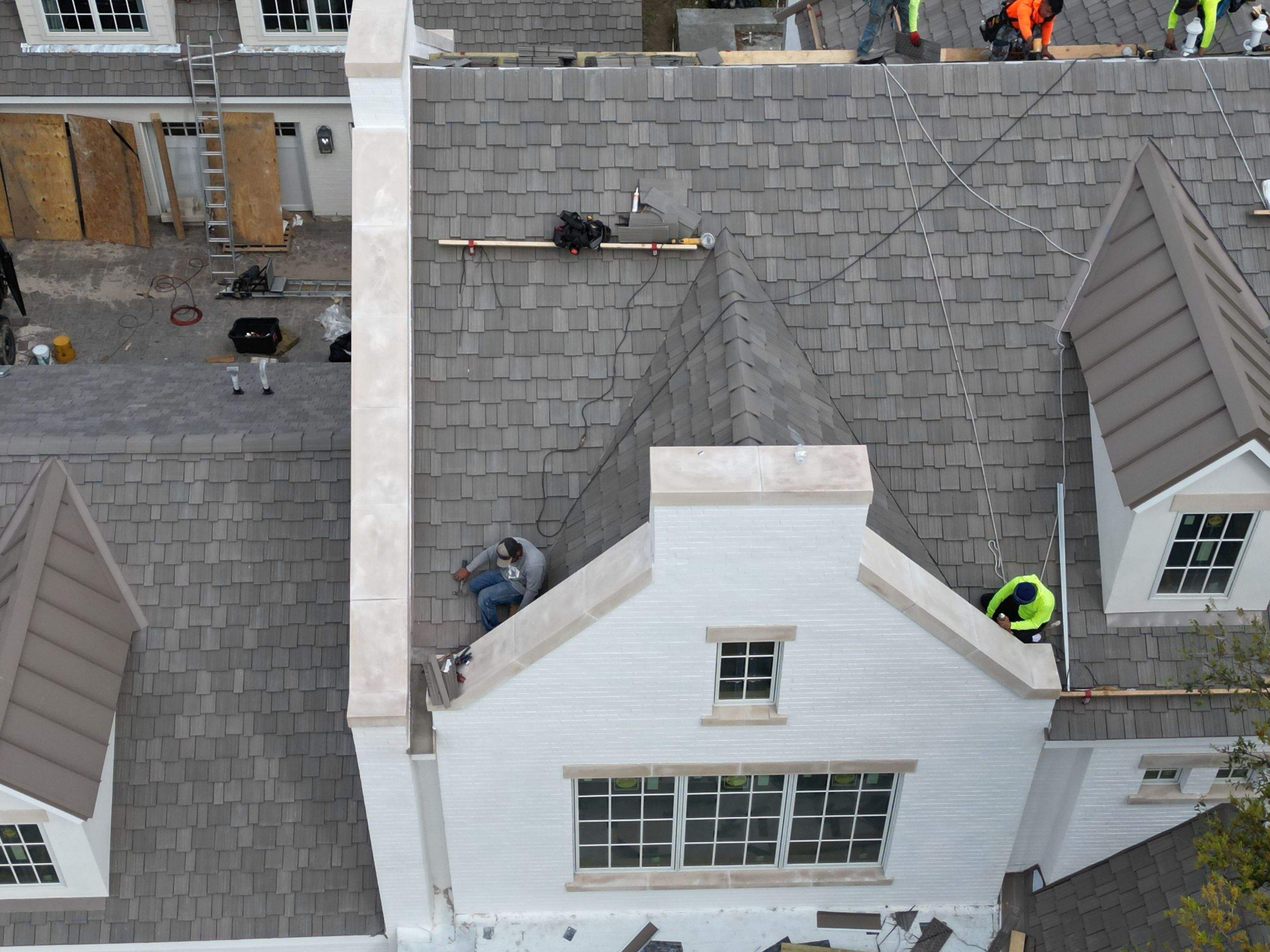 Residential Roofing Installation using DaVinci Multi Width Shake by Harvey Roofing & Construction