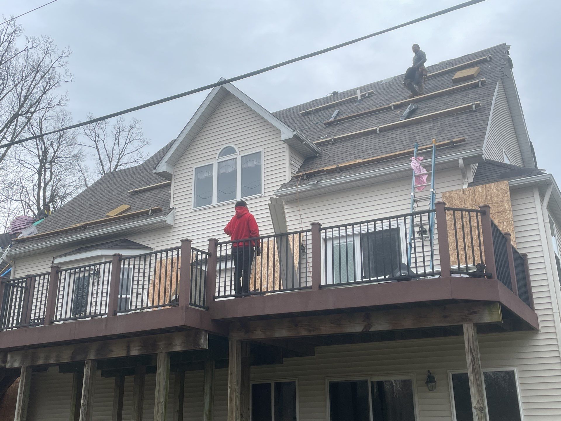 Roof Replacement using Owens Corning by 180 Contractors
