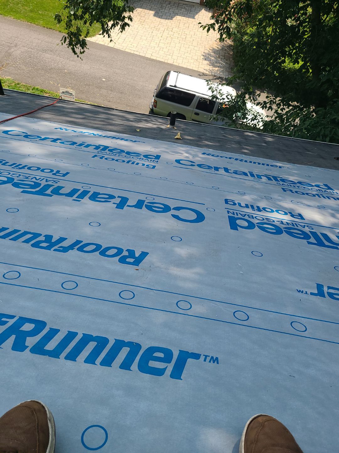 Oakton: Residential Roof Replacement with CertainTeed Landmark Designer Shingles in Pewter by RM Banning, Inc.