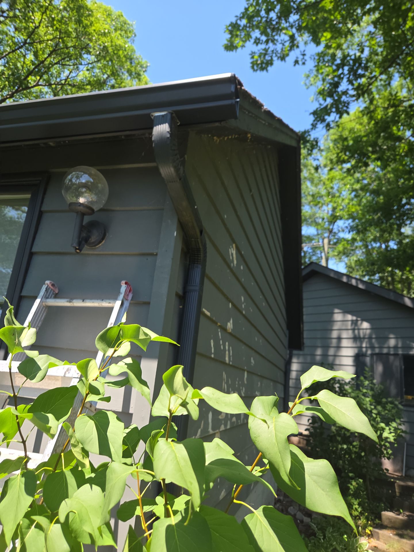 Eavestrough Installation in Barrie by Elsa Roofing