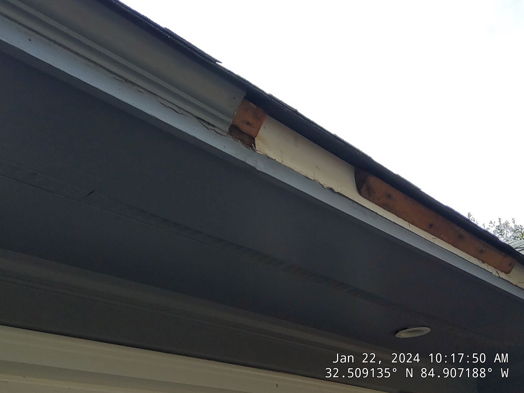 Residential Door Repair by iGreen Solutions