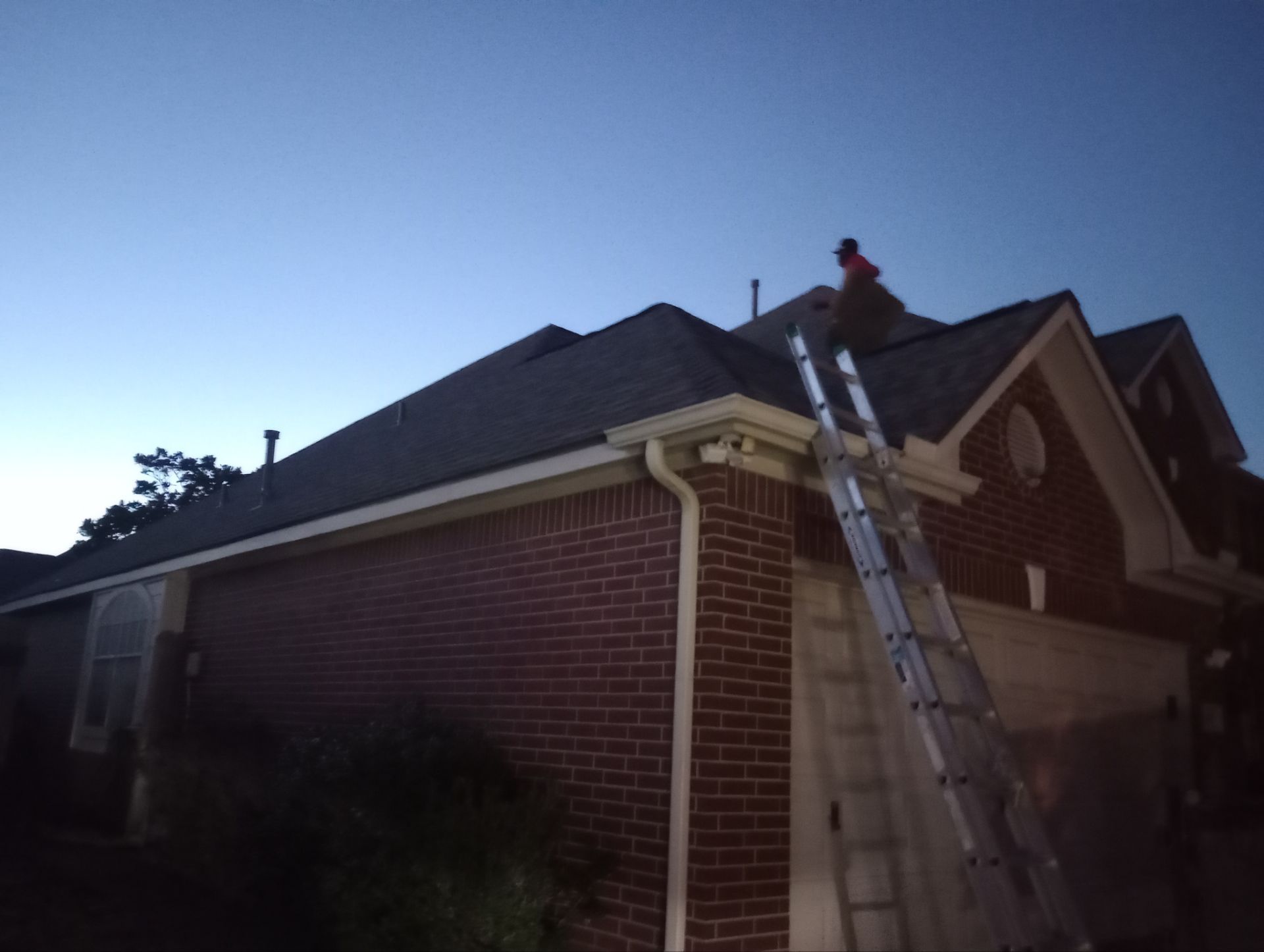 Residential Roofing Installation using Owen's Corning Duration (Lifetime) Shingles by Roof Repair Company