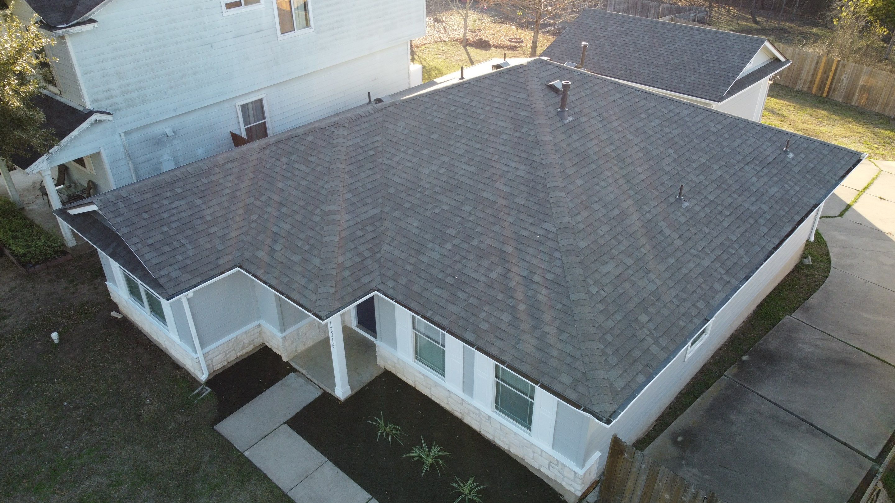 Residential Roofing Installation using Owens Corning Oakridge by Kstylez Roofing & Construction