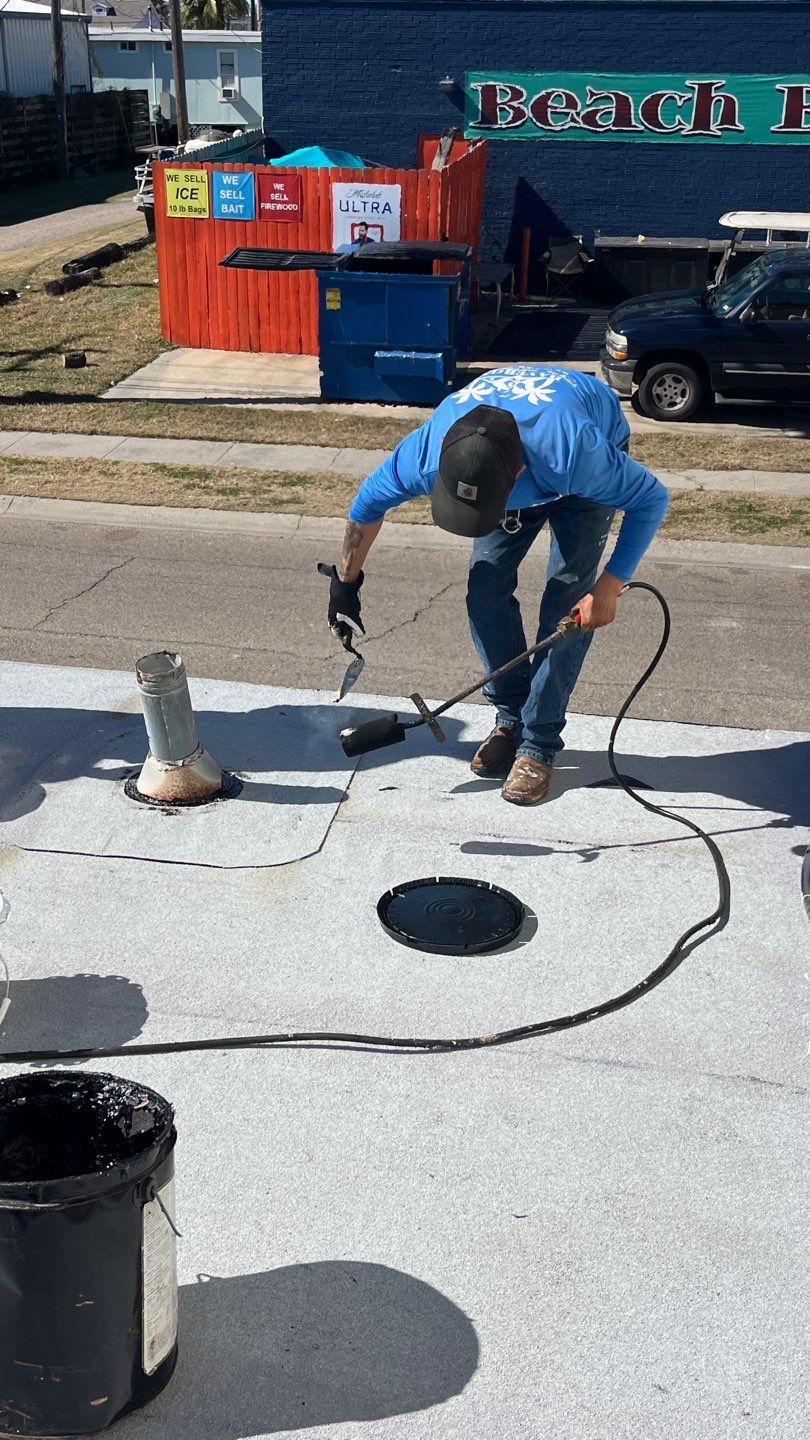 Mustang Island Flat Top by Bayfront Roofing and Construction