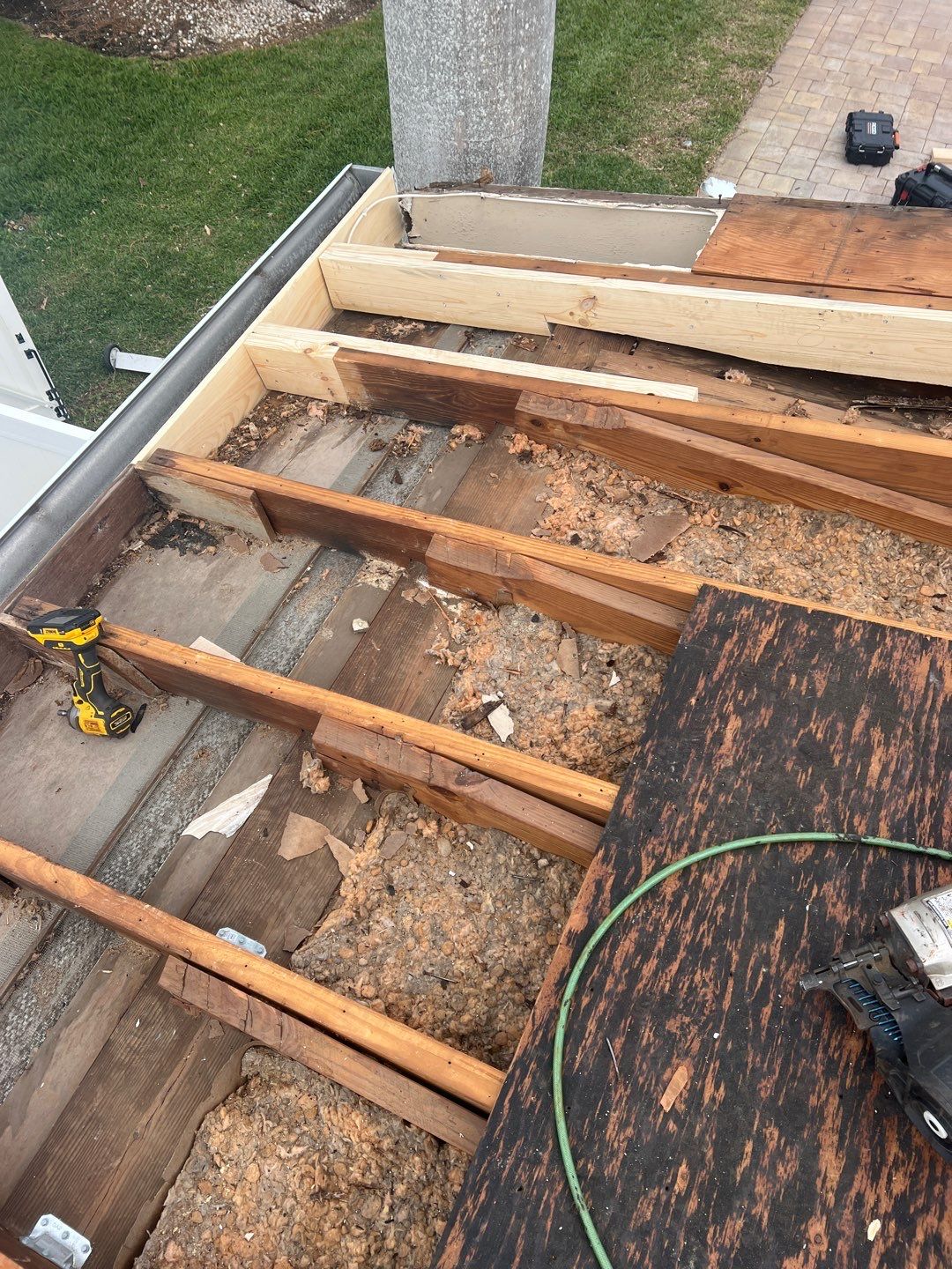 Project in St. Petersburg 33705 by Mitchell Roofing Company LLC 