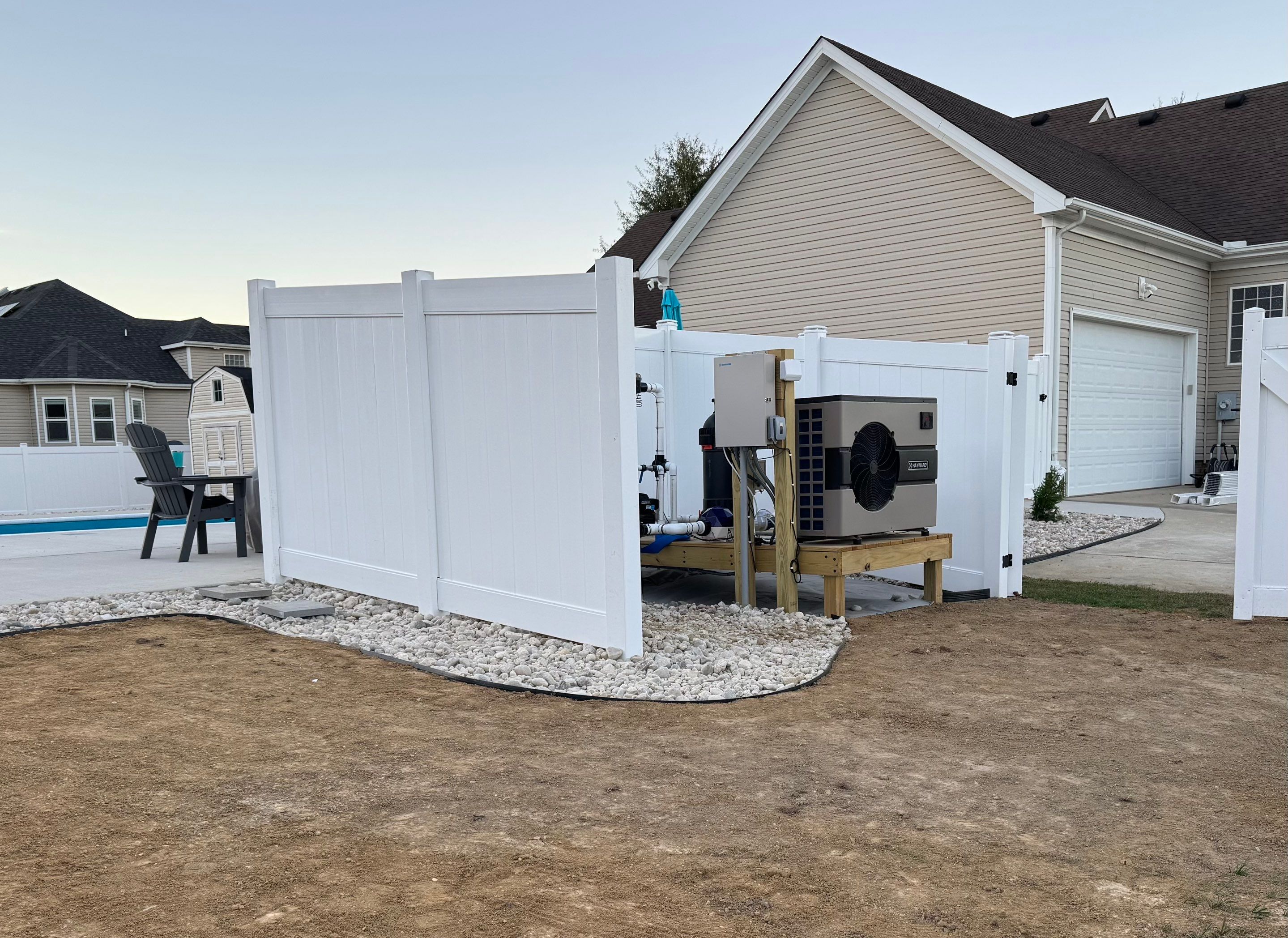 Clean Lines, Long Life by Tidewater Fence