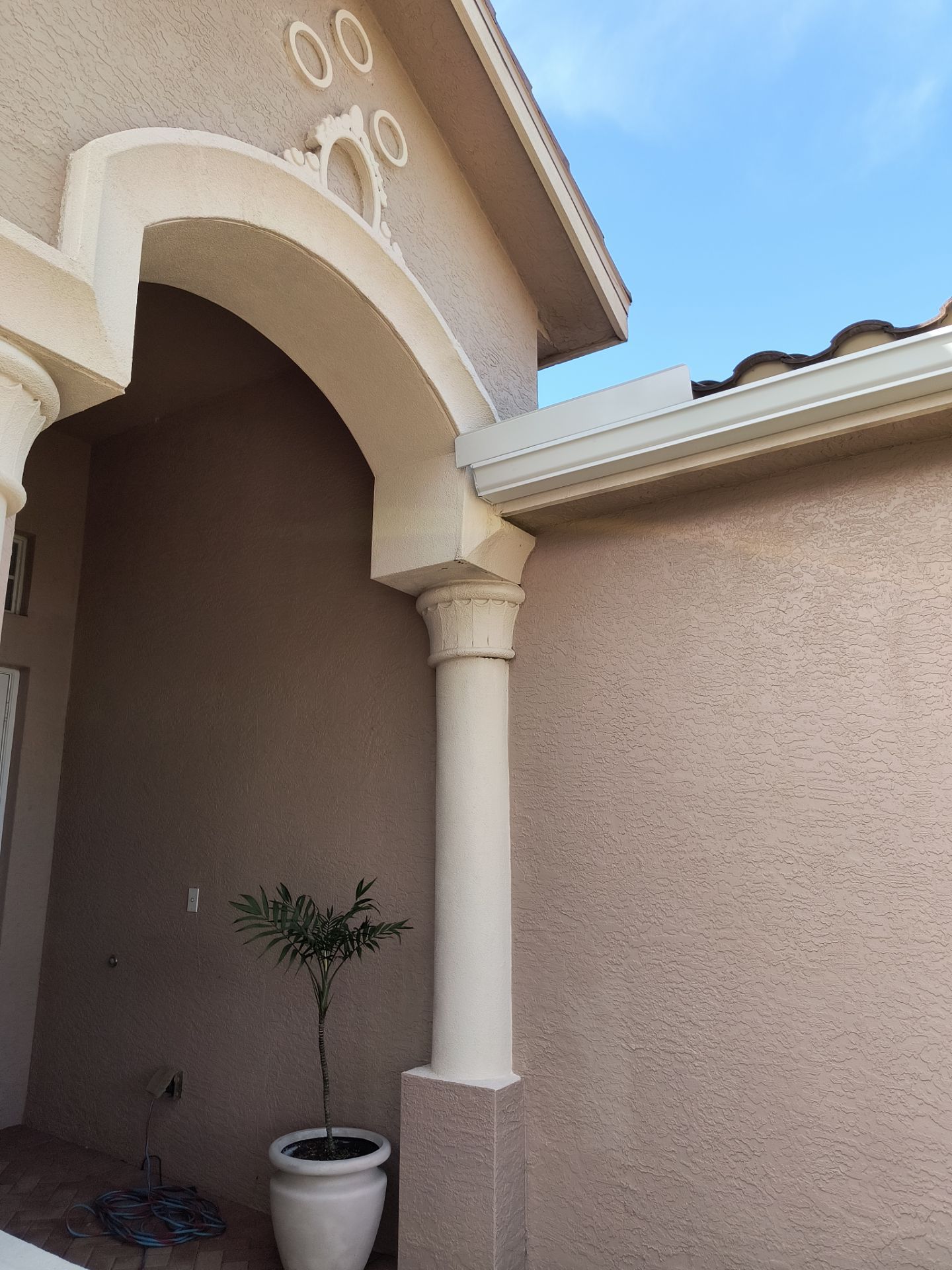 White Aluminum K-style Gutters 6'' K-style and Downspouts in Naples FL by Gutter Professors