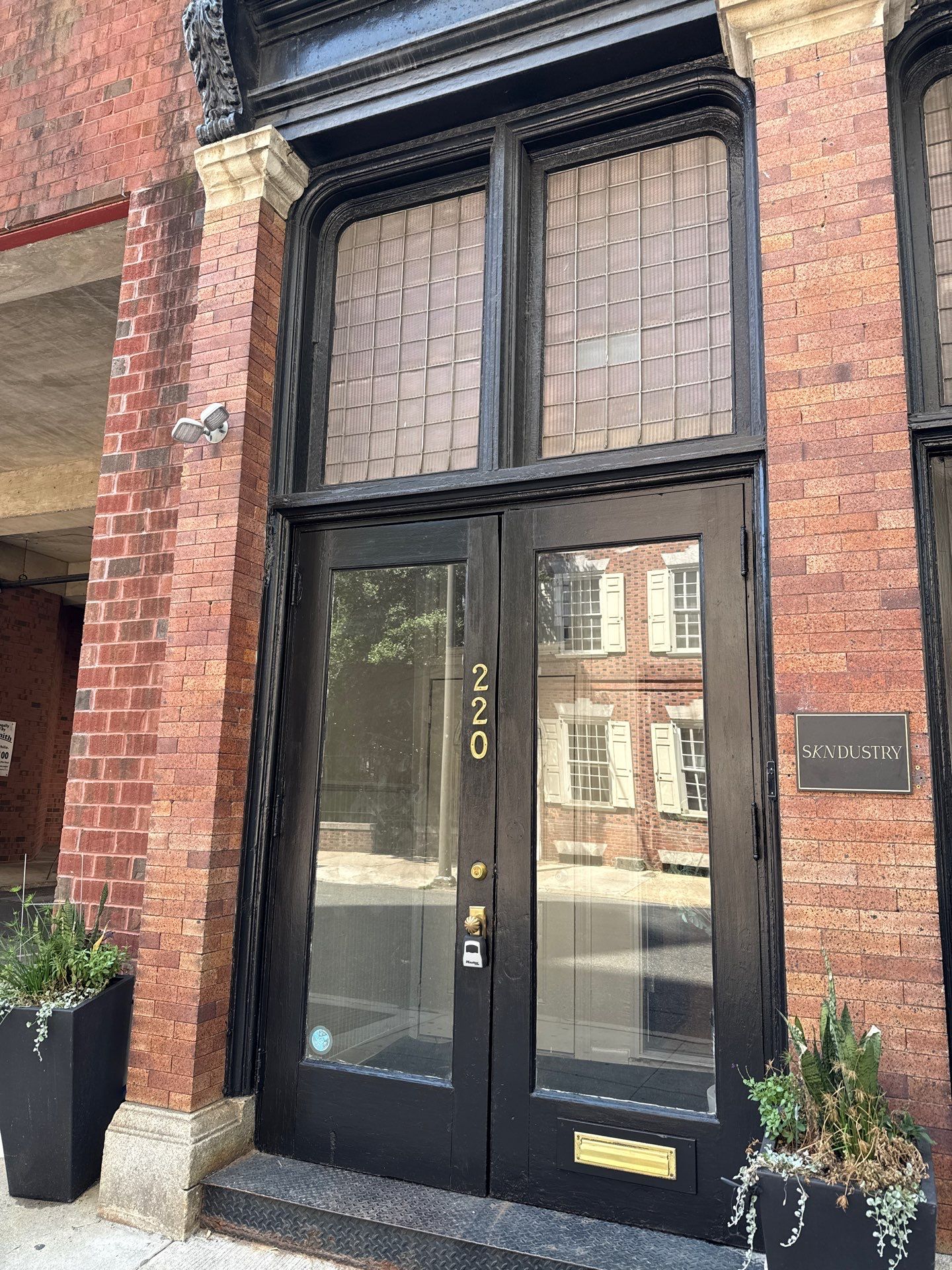 Commercial Interior & Exterior in Center City Philadelphia by Groovy Hues
