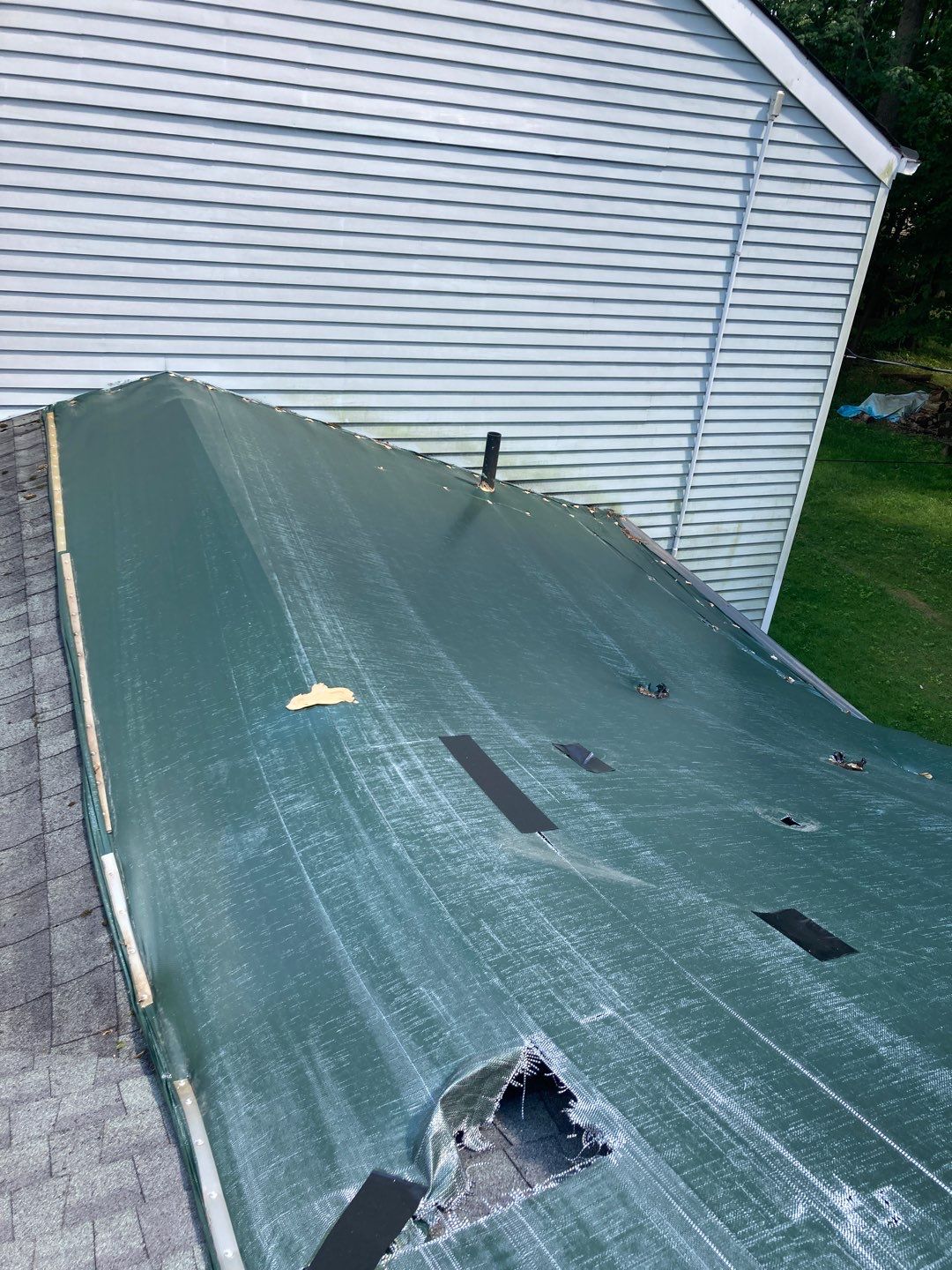 Residential Roofing Installation using Owens Corning Duration, Black Sable by Absolute Roofing and Construction