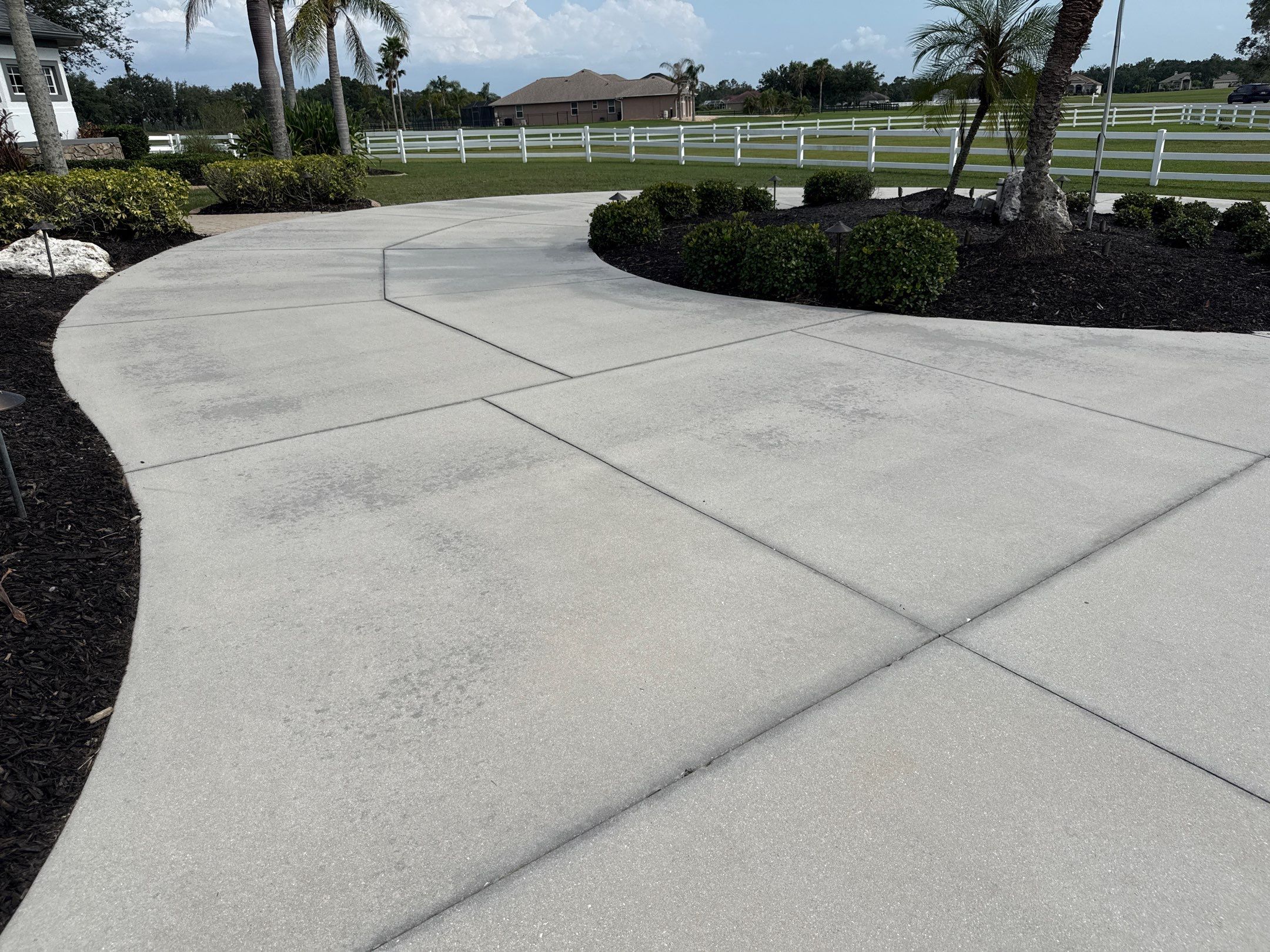 Comprehensive Exterior Cleaning for 2-Story Home in Foxbrook Community – Parrish, FL by Sunshine AquaWash
